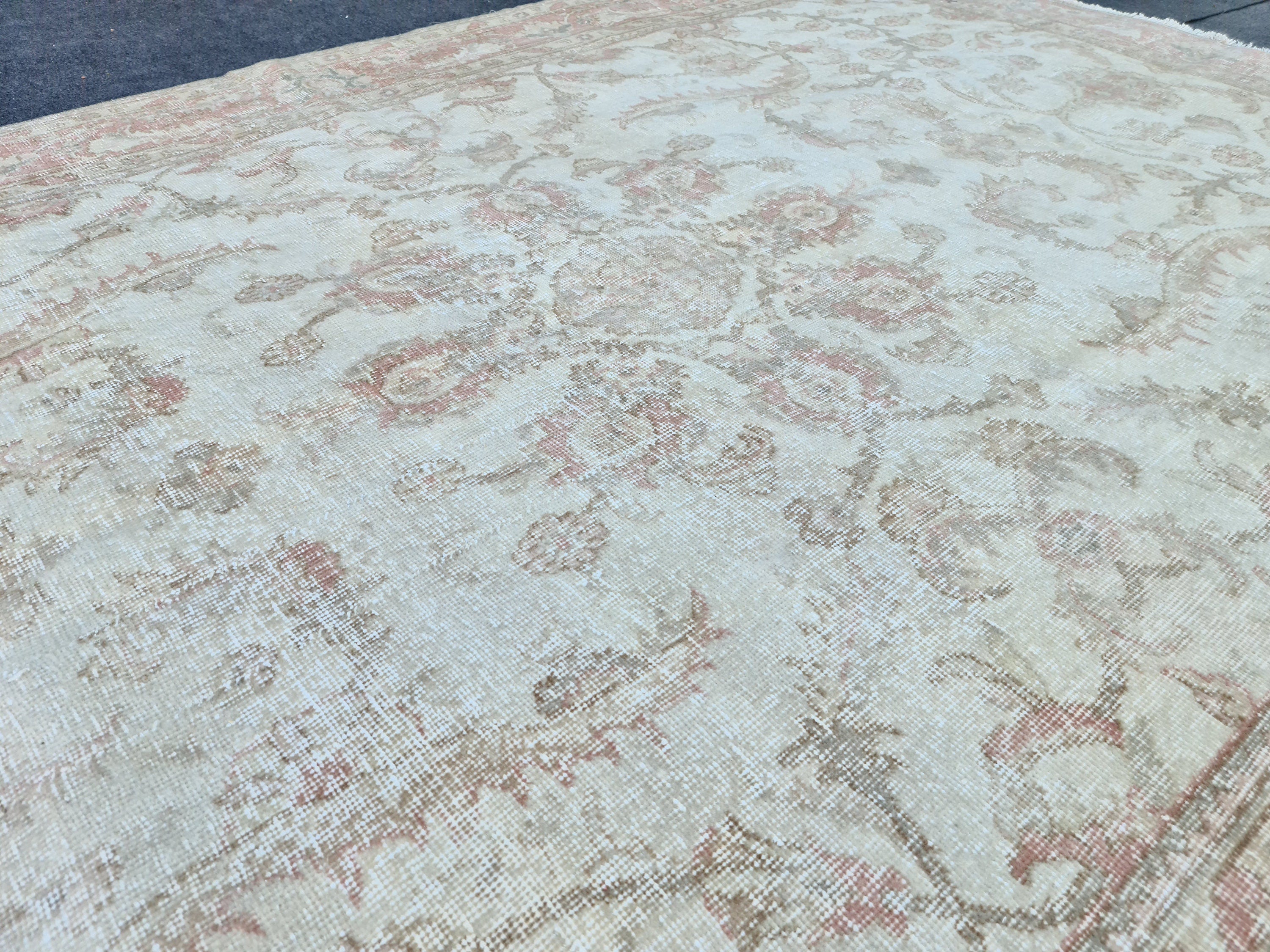 6x9 Faded Turkish Rug: Hand Knotted Wool Oriental Carpet