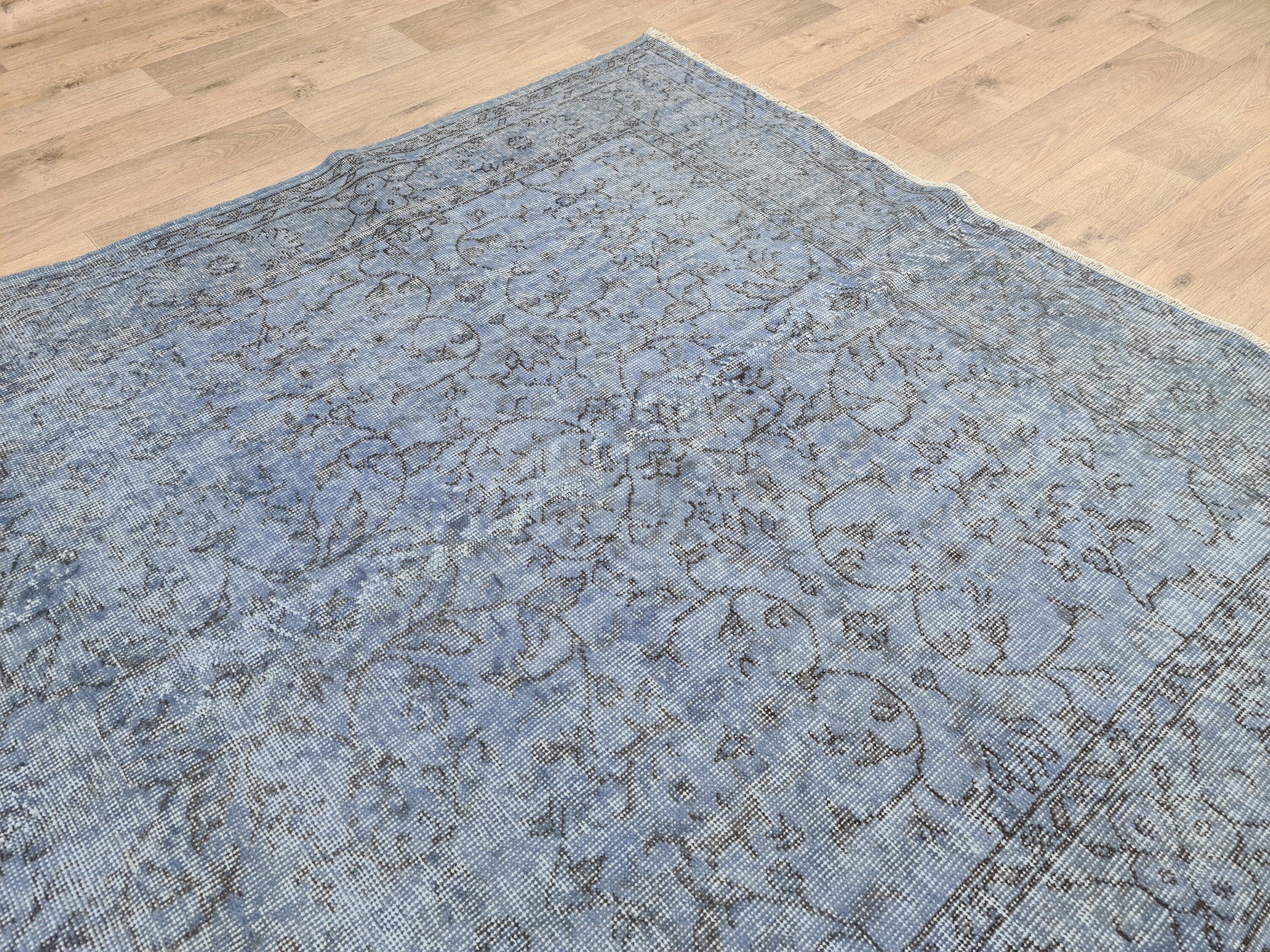 Hand Knotted Vintage Turkish Wool Rug: 6x9 Blue Oushak Carpet