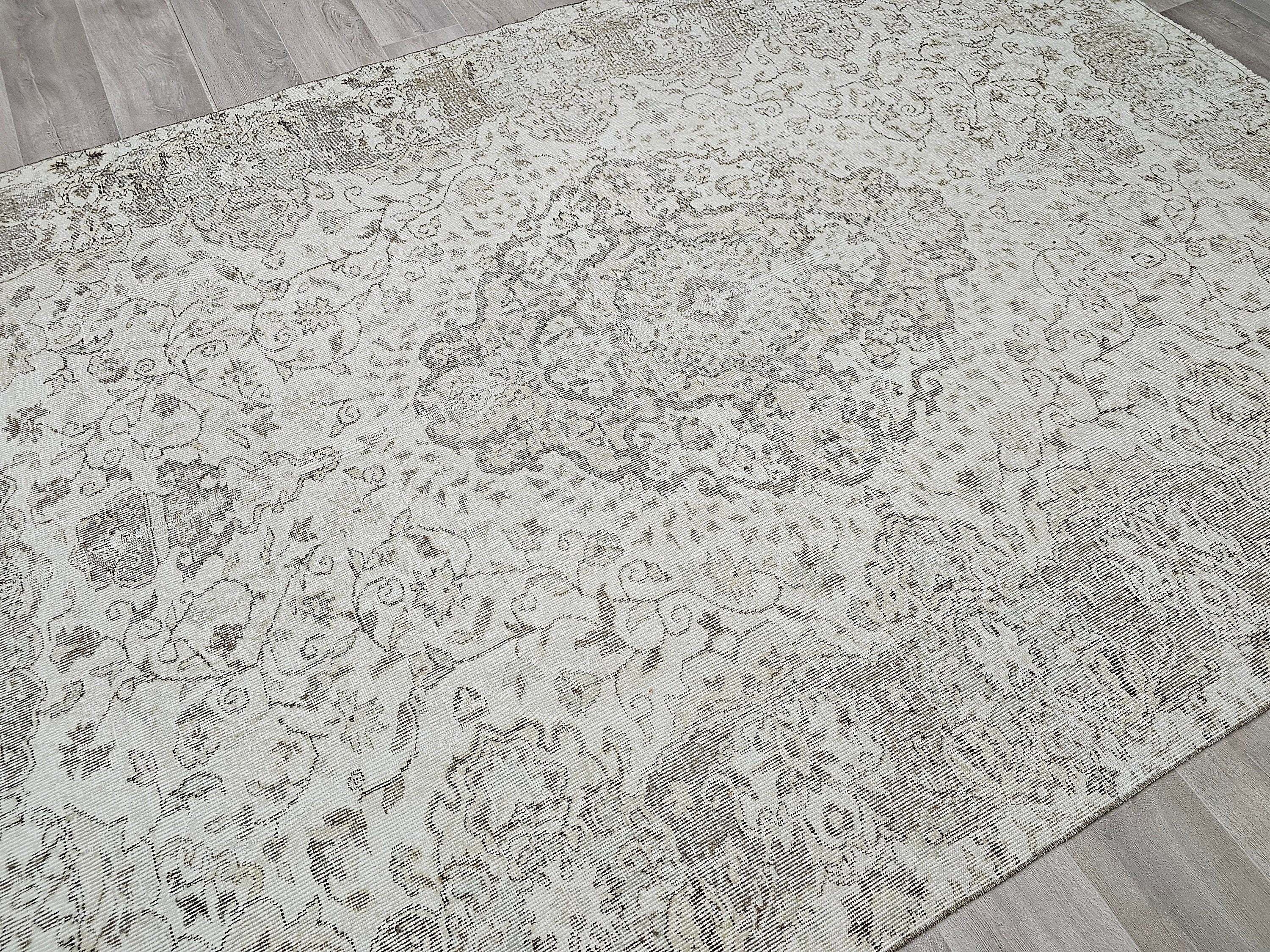 Hand Knotted Wool Oushak Rug: Neutral Vintage Turkish Rug (6.70x9.55 ft)