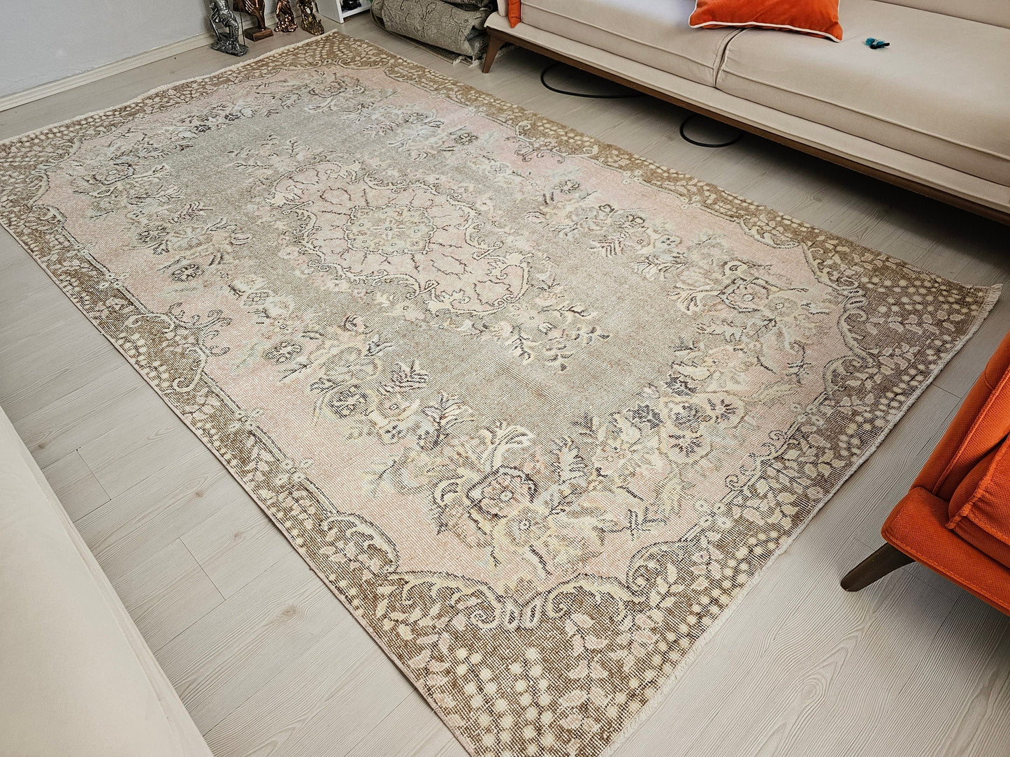 Vintage Turkish Wool Rug: 6x10 Floral Oushak Rug, Hand-Knotted