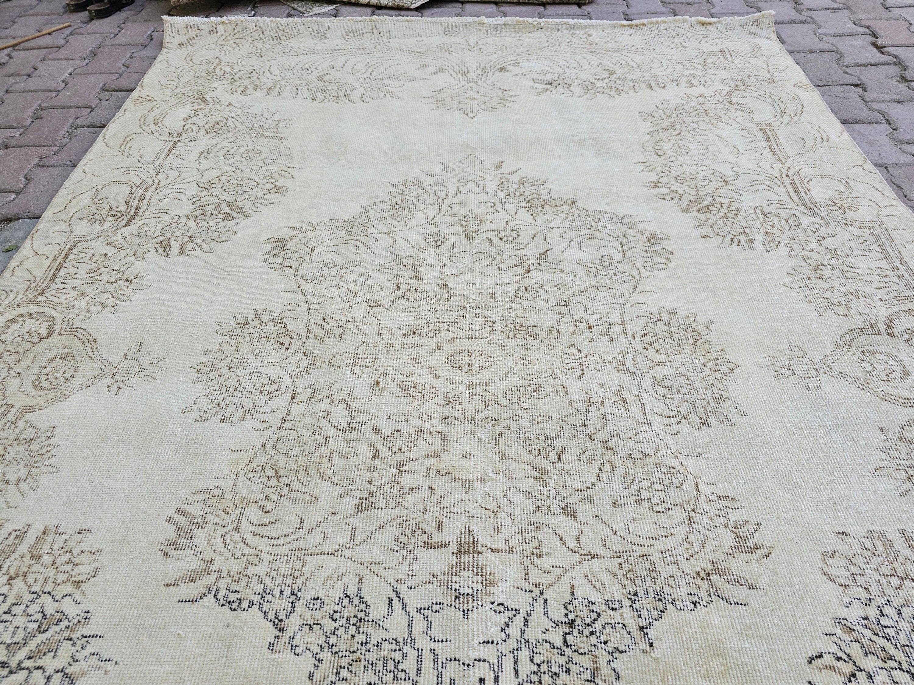 6x9 Vintage Turkish Oushak Rug: Cream Wool Area Rug