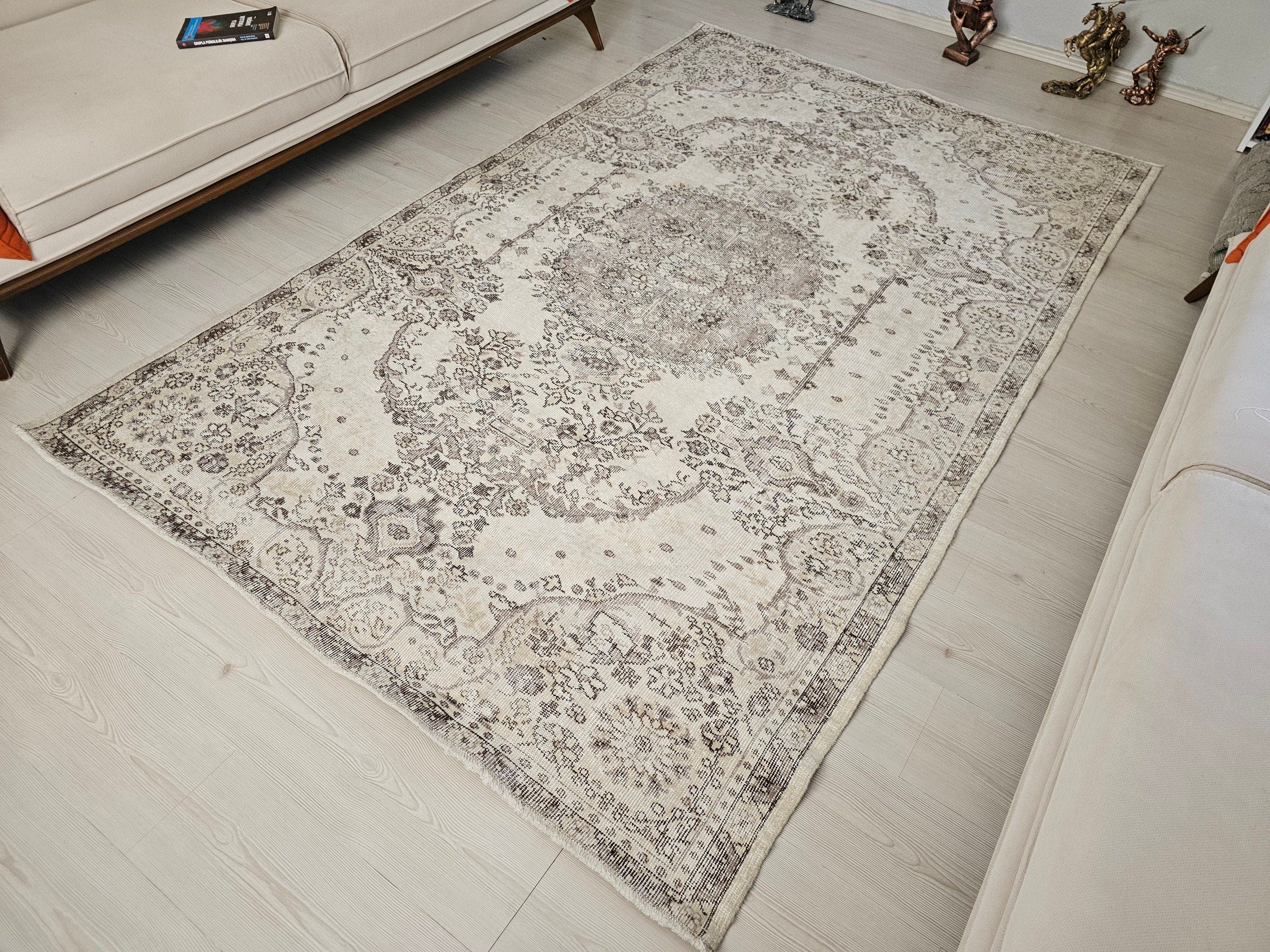 Hand-Knotted Cream Wool Oushak Rug: Turkish Oriental Carpet (5.70x8.85 ft)