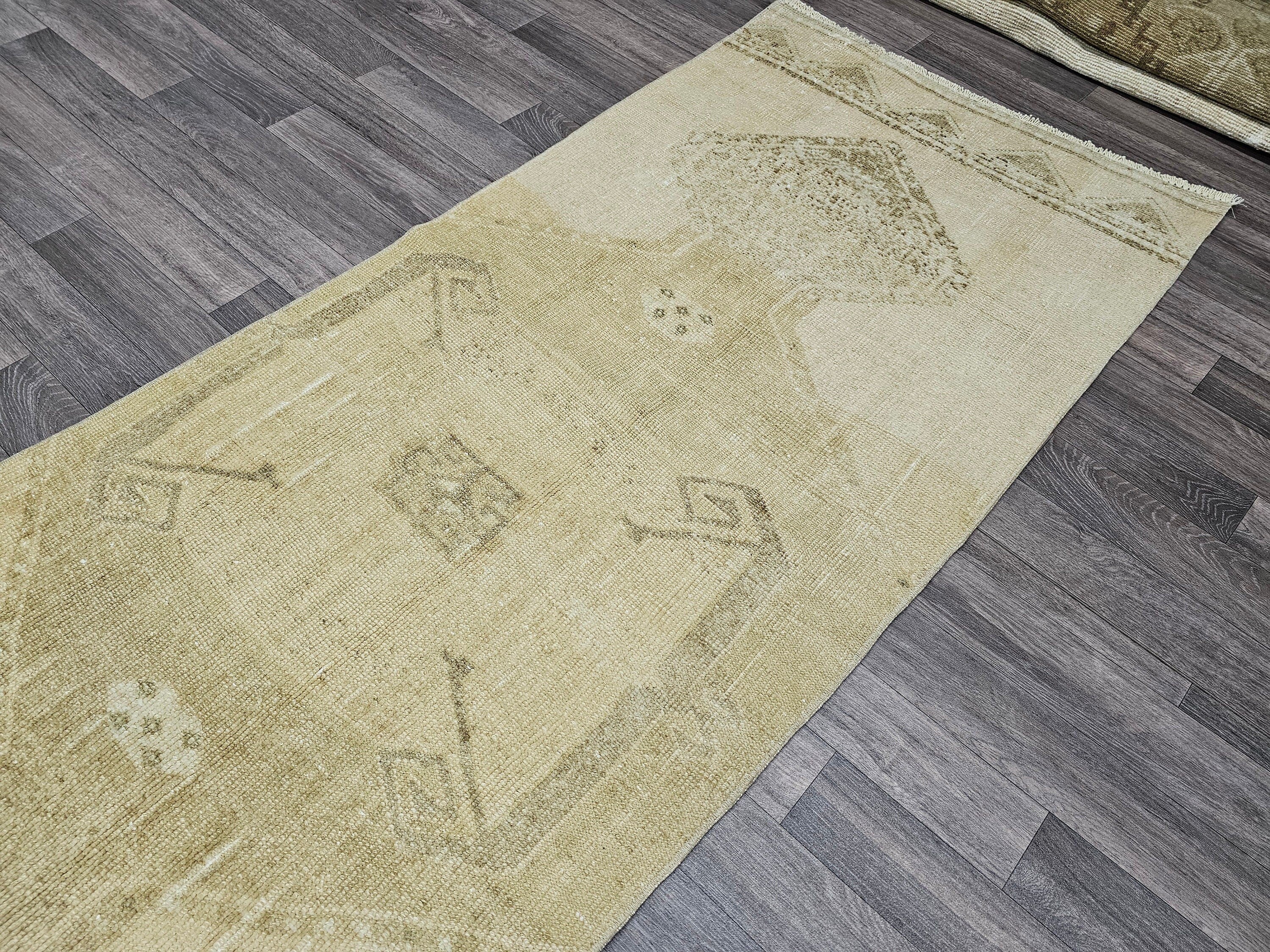 Vintage Oushak Wool Runner: Hand-Knotted Turkish Rug (2.95x13.35 ft)