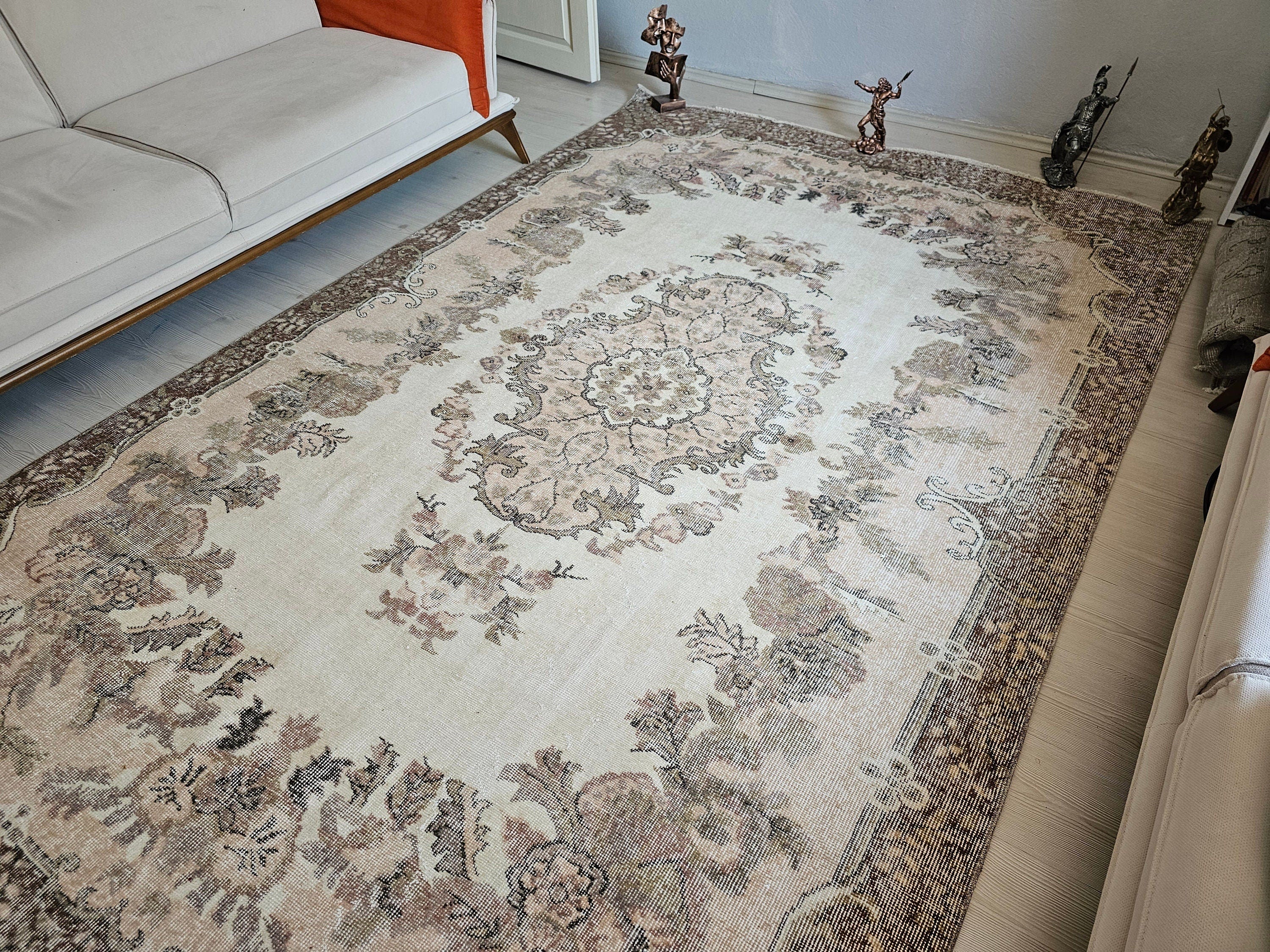 Vintage Turkish Oushak Rug: Hand-Knotted Wool Area Rug (6.55x10.25 ft)