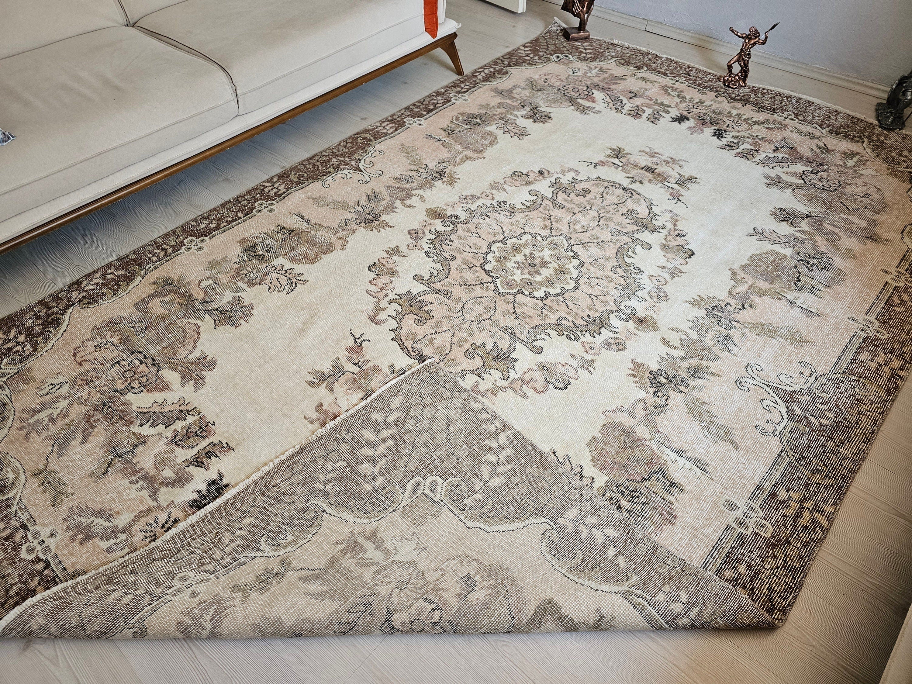 Vintage Turkish Oushak Rug: Hand-Knotted Wool Area Rug (6.55x10.25 ft)