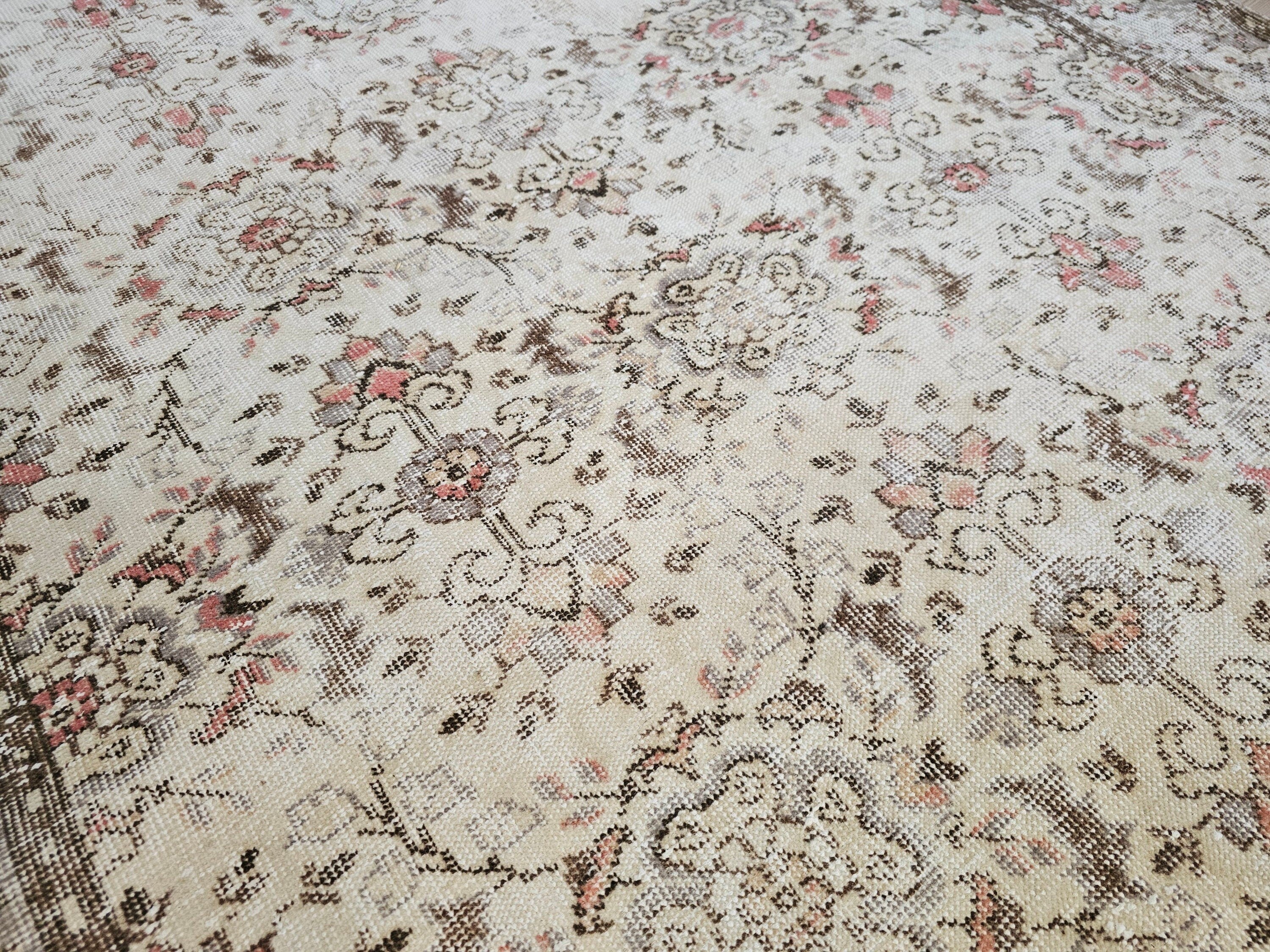 5x8 Vintage Turkish Oushak Rug: Neutral Floral Boho Decor