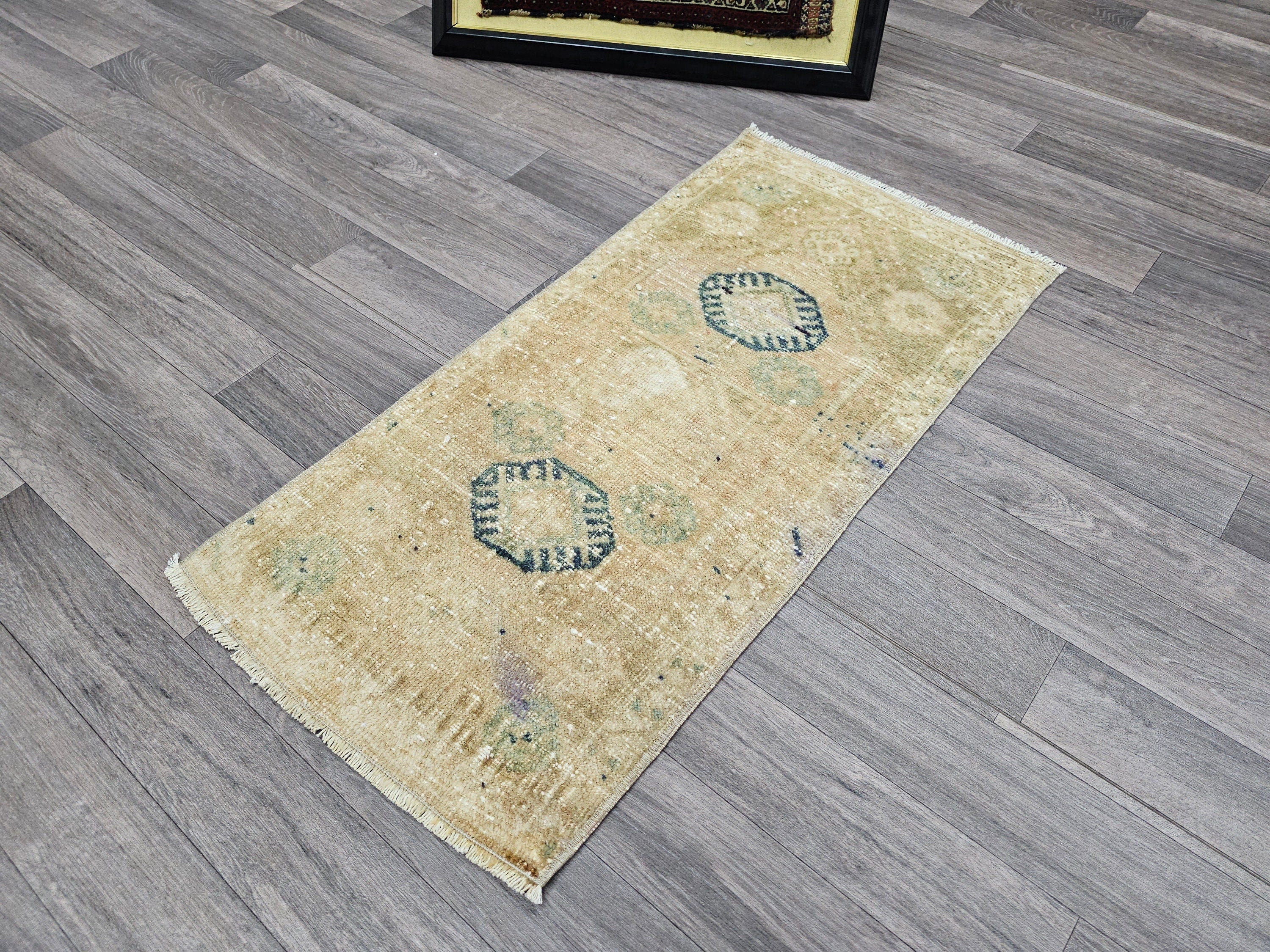 Vintage Turkish Oushak Doormat - Neutral Bath Mat 20x38 inches