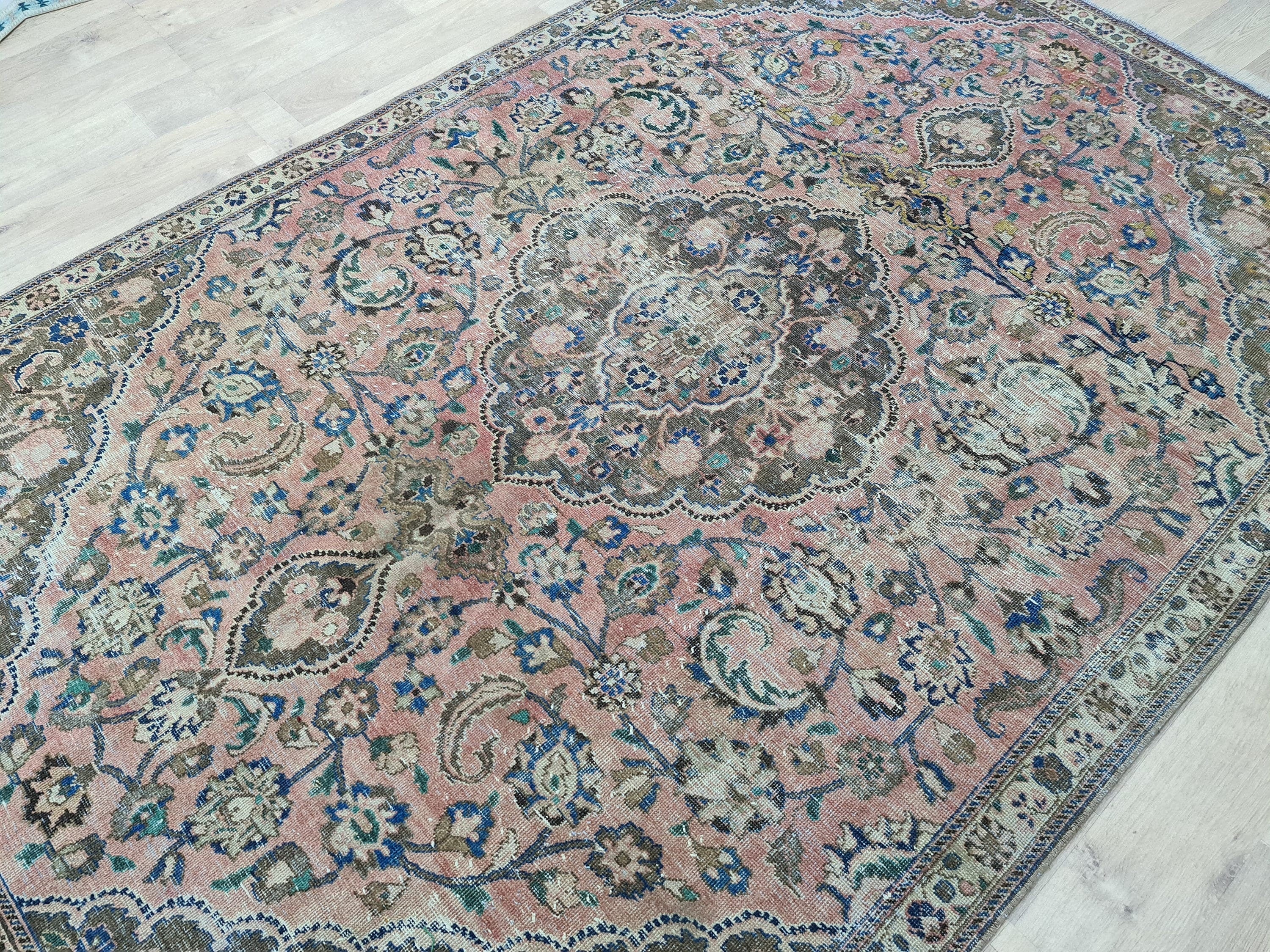 6x9 Vintage Turkish Oushak Rug: Wool Farmhouse Area Rug