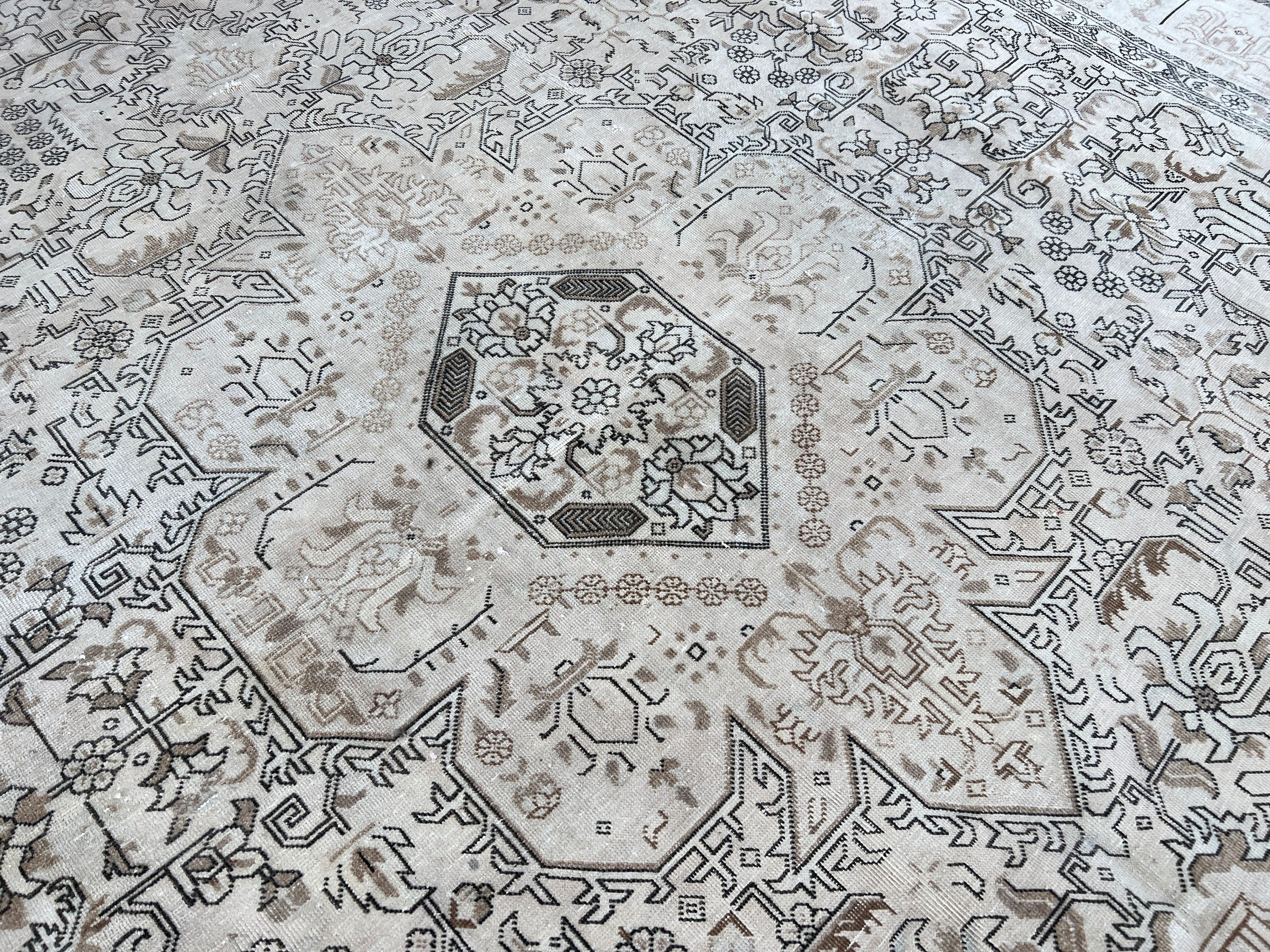 Neutral Vintage Turkish Rug: 10x13 Hand-Knotted Wool Area Rug