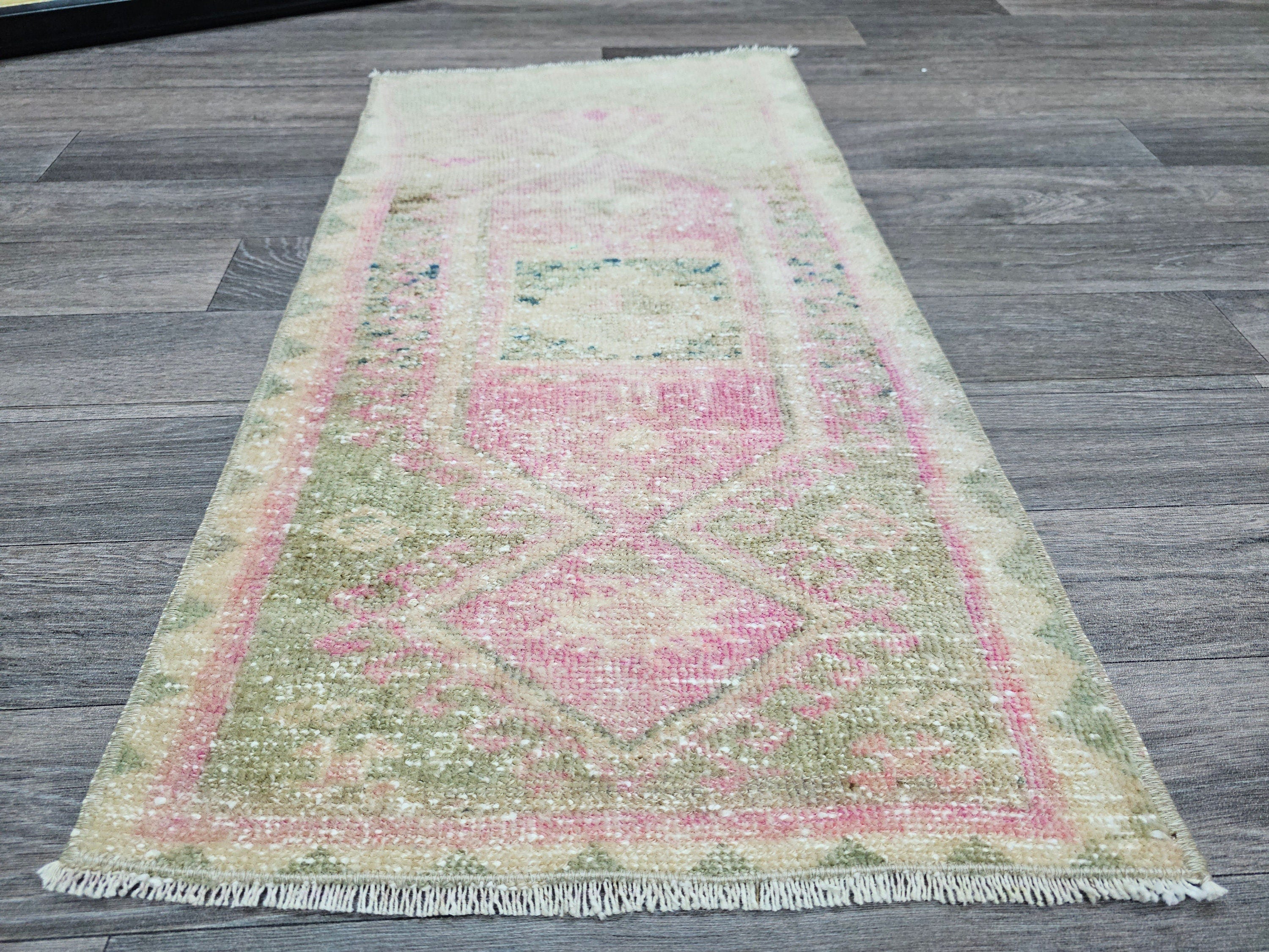 Faded Vintage Oushak Wool Rug: Turkish Doormat Bath Mat (18x33 inches)