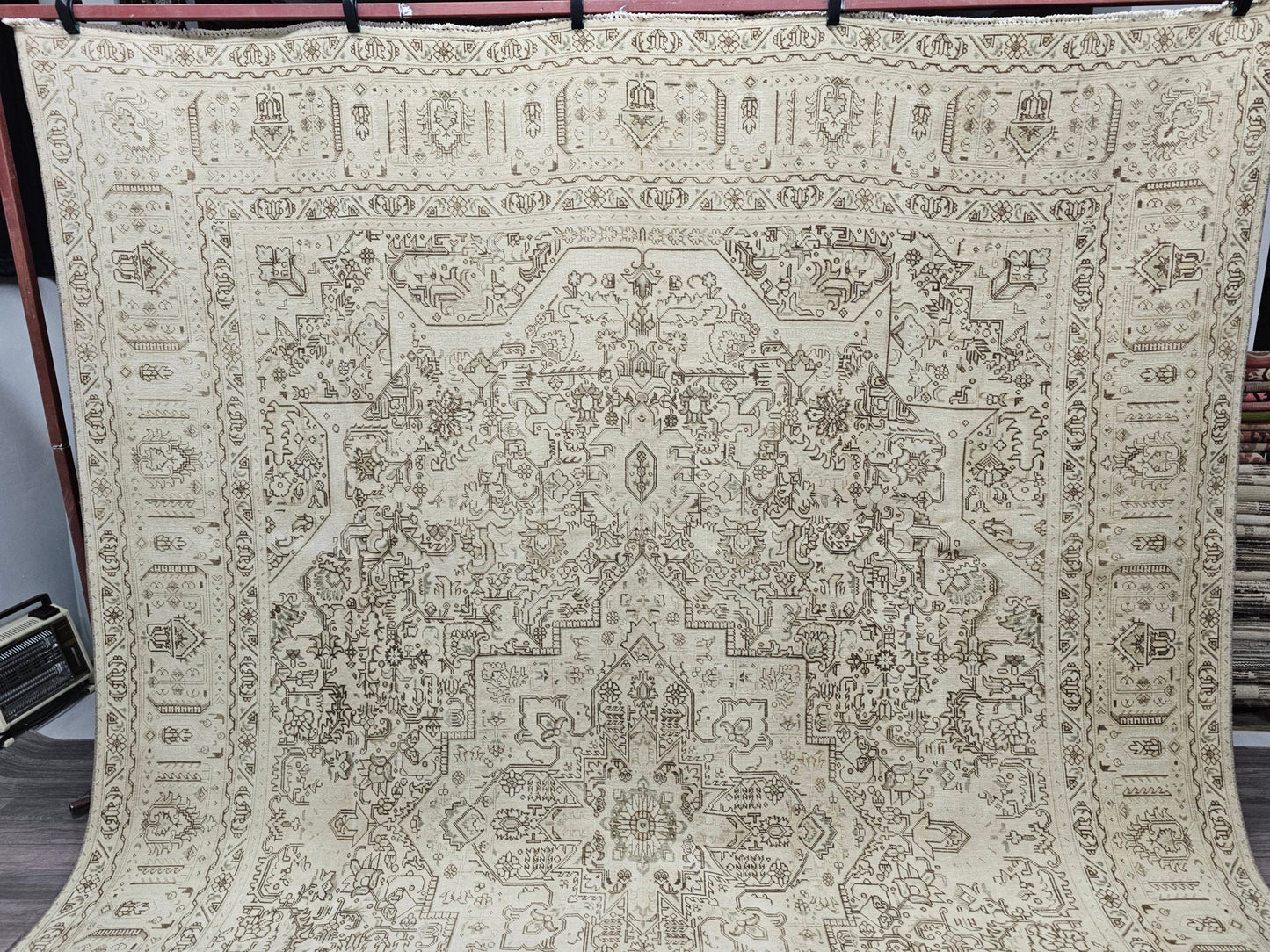 Neutral Area Rug 9x12/ Distressed Turkish Rug/ Hand Knotted Wool Rug, Large Oushak rug, oversize Bedroom rug, saloon rug /Handmade Carpet