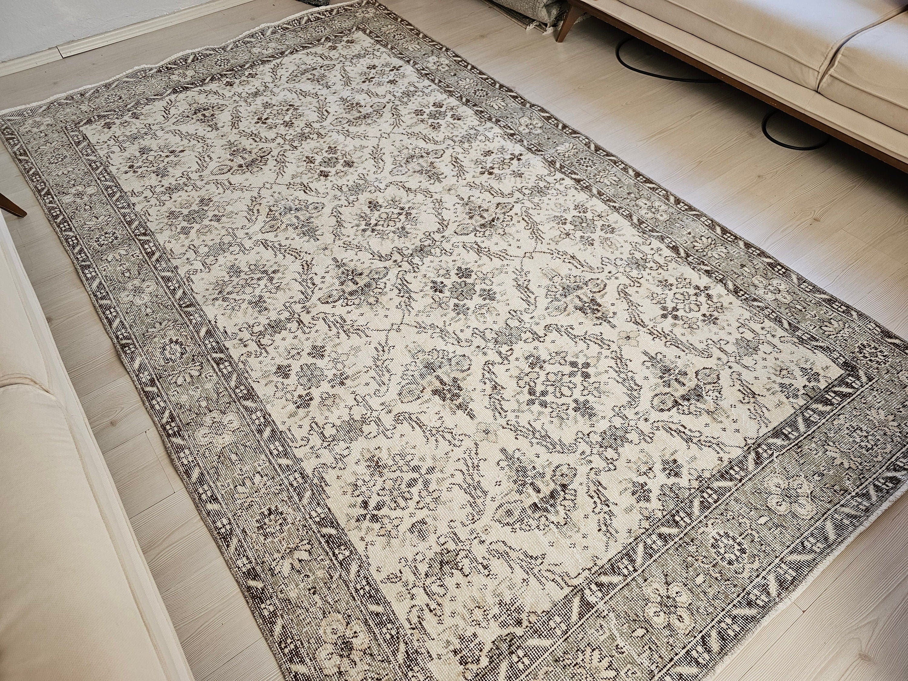 Neutral Floral Oushak Rug: 6x9 Vintage Hand-Knotted Wool Area Rug