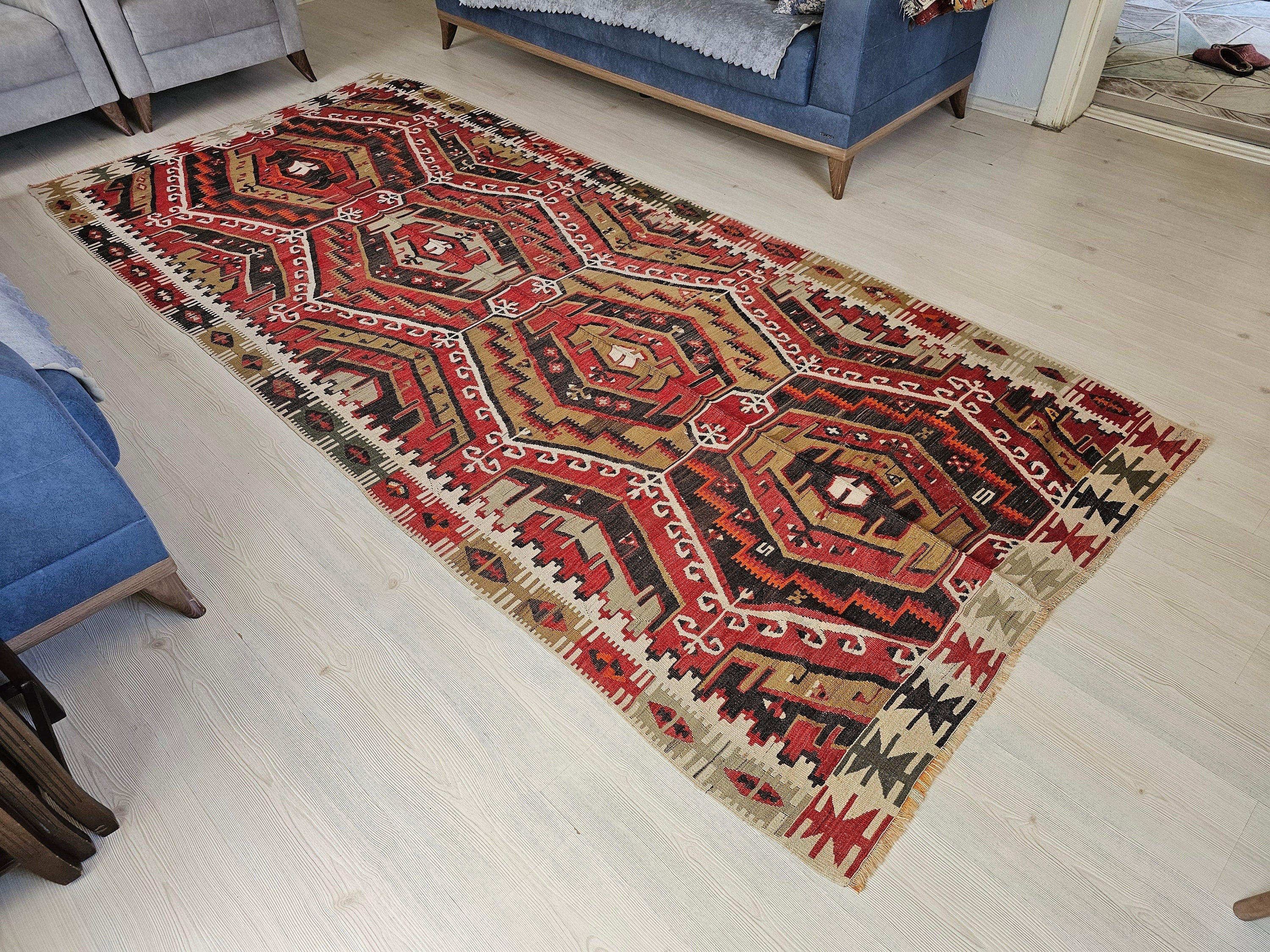 5x11 ft Vintage Turkish Kilim Rug: Handmade Wool Oushak Rug