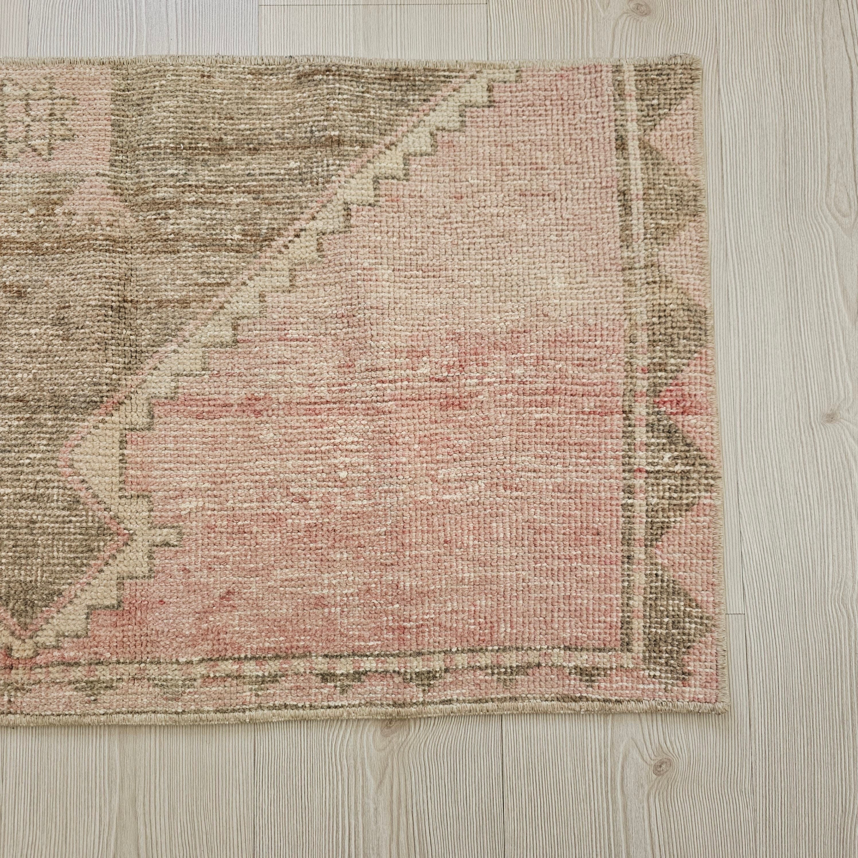 Pink Vintage Turkish Doormat - Wool Oushak Bath Mat 2x4 //1.8x3.7 feet