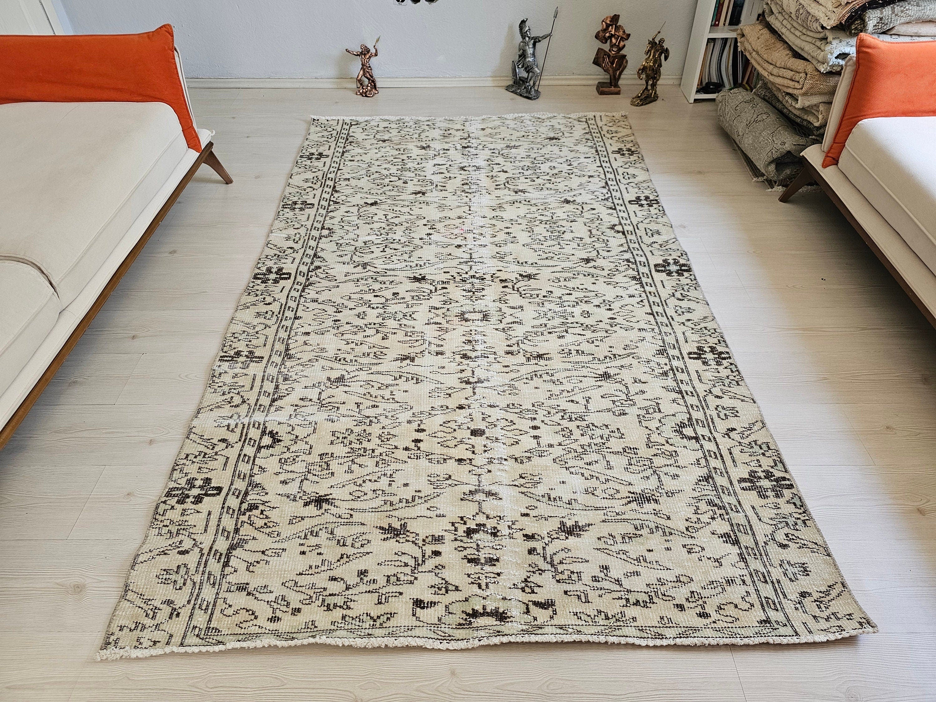 5x8 Vintage Turkish Rug: Neutral Floral Handmade Wool Entry Rug