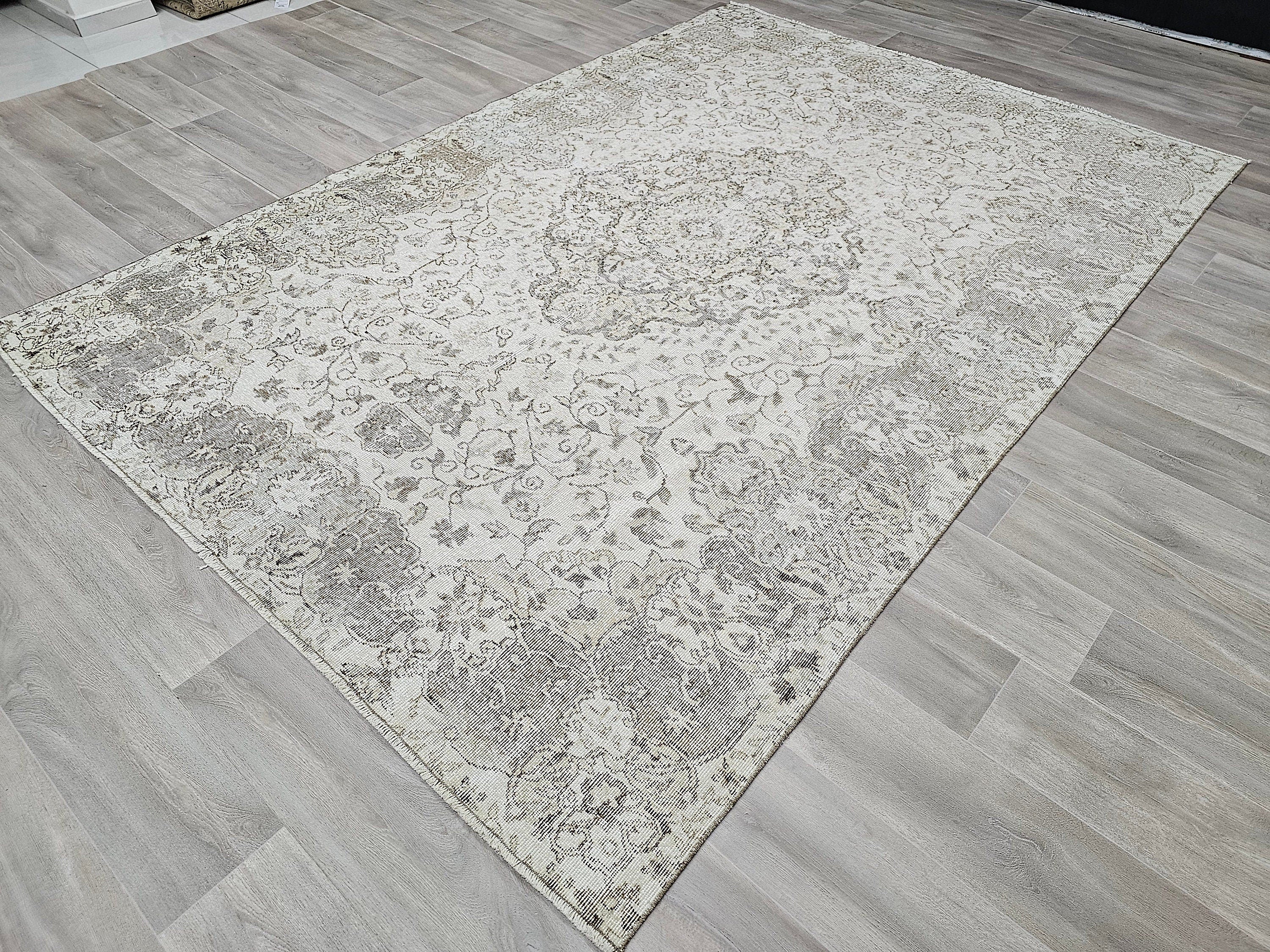 Hand Knotted Wool Oushak Rug: Neutral Vintage Turkish Rug (6.70x9.55 ft)