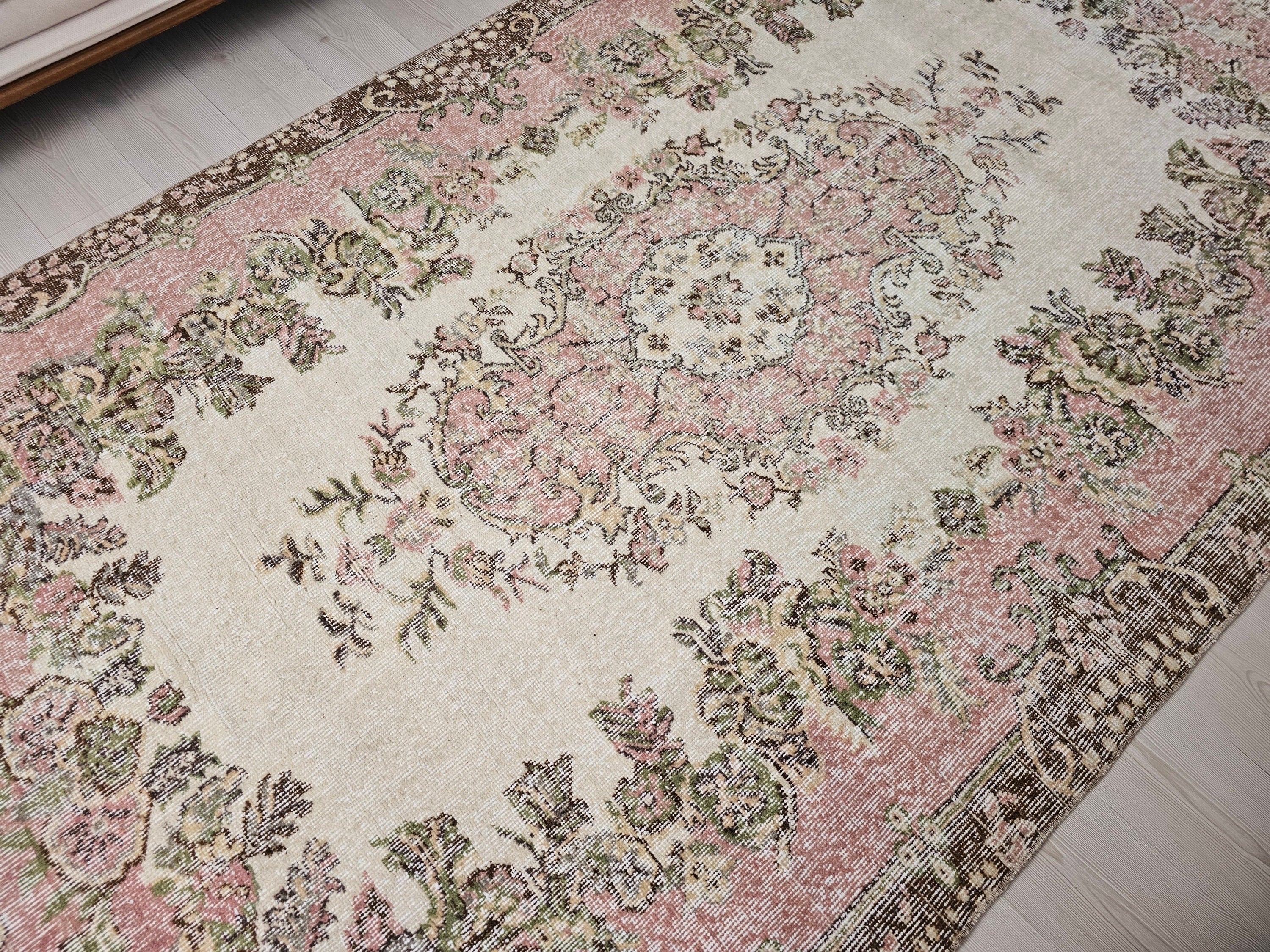 Handwoven Vintage Wool Rug 5.85x10 feet – Pink Floral Bohemian Carpet for Living Room & Bedroom