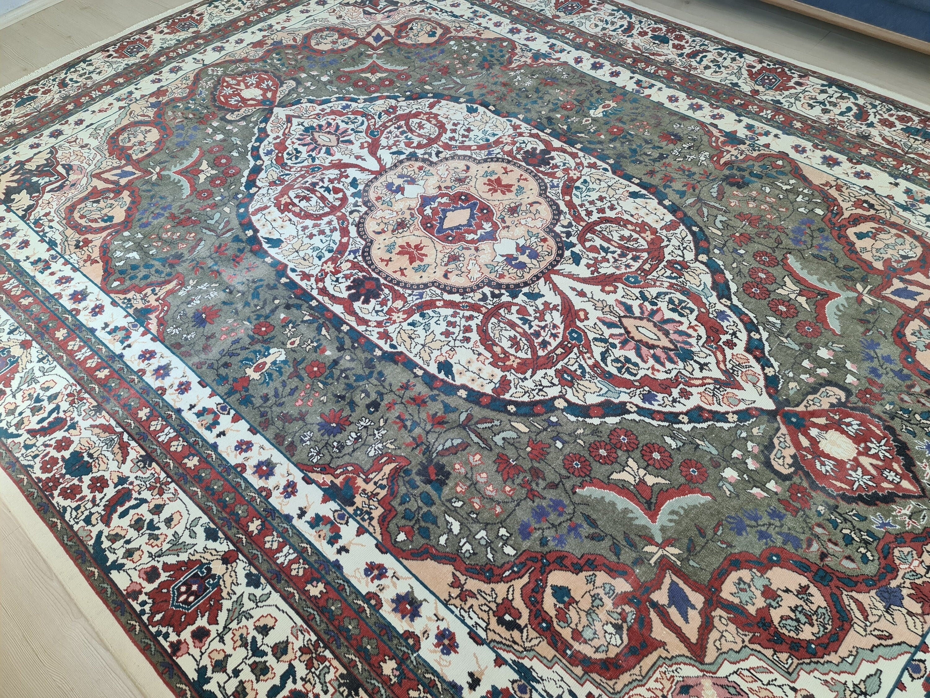 9x13 Vintage Oushak Rug: Large Colorful Vegetable Dyed Wool Carpet