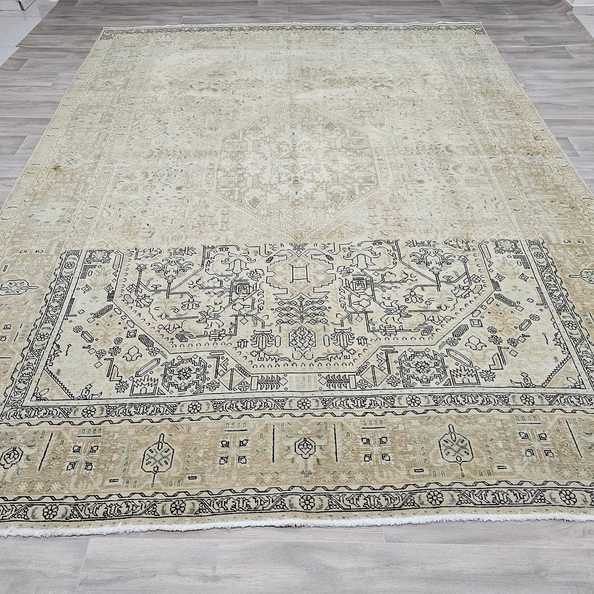 9x12 Antique Tabriz Carpet/ Vintage Anatolian Wool Rug /9.35x12.30 feet