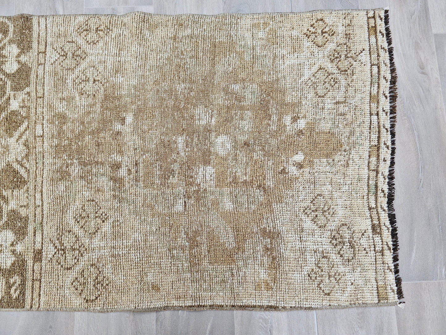 Vintage Turkish Runner Rug: Hand-Knotted Wool Oushak, Earth Tone (2.60x9.60 ft)