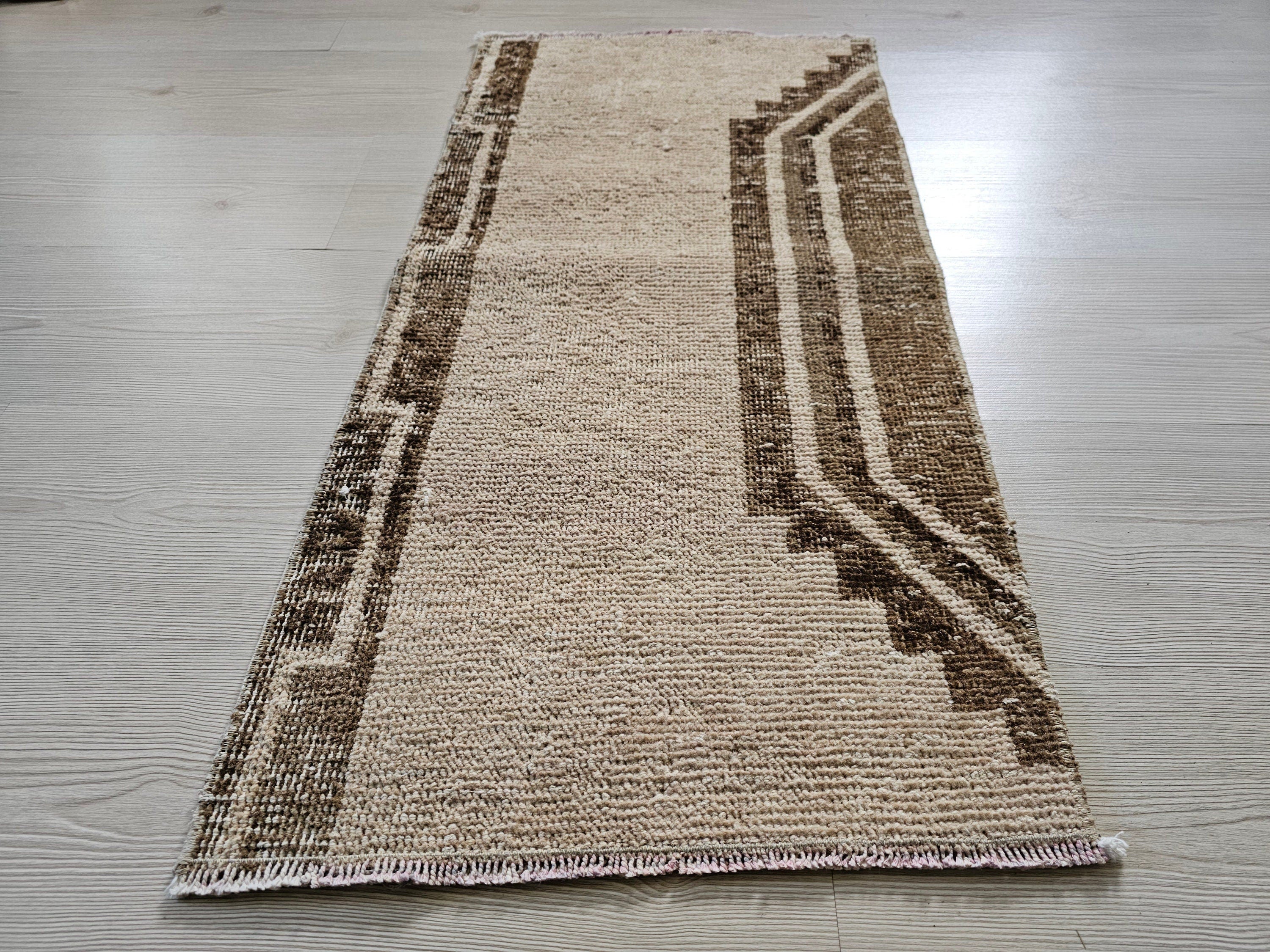 Vintage Oushak Turkish Rug: 18x36 inch Wool Doormat