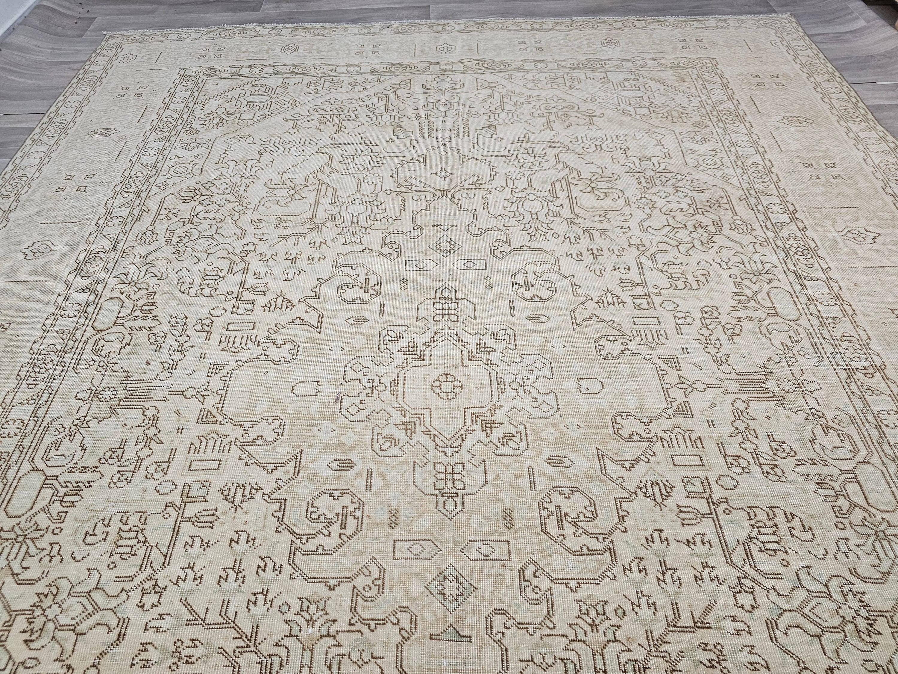 Oversized Neutral Oushak Rug: Vintage Geometric Turkish Wool Carpet (9.6x12.6 ft)