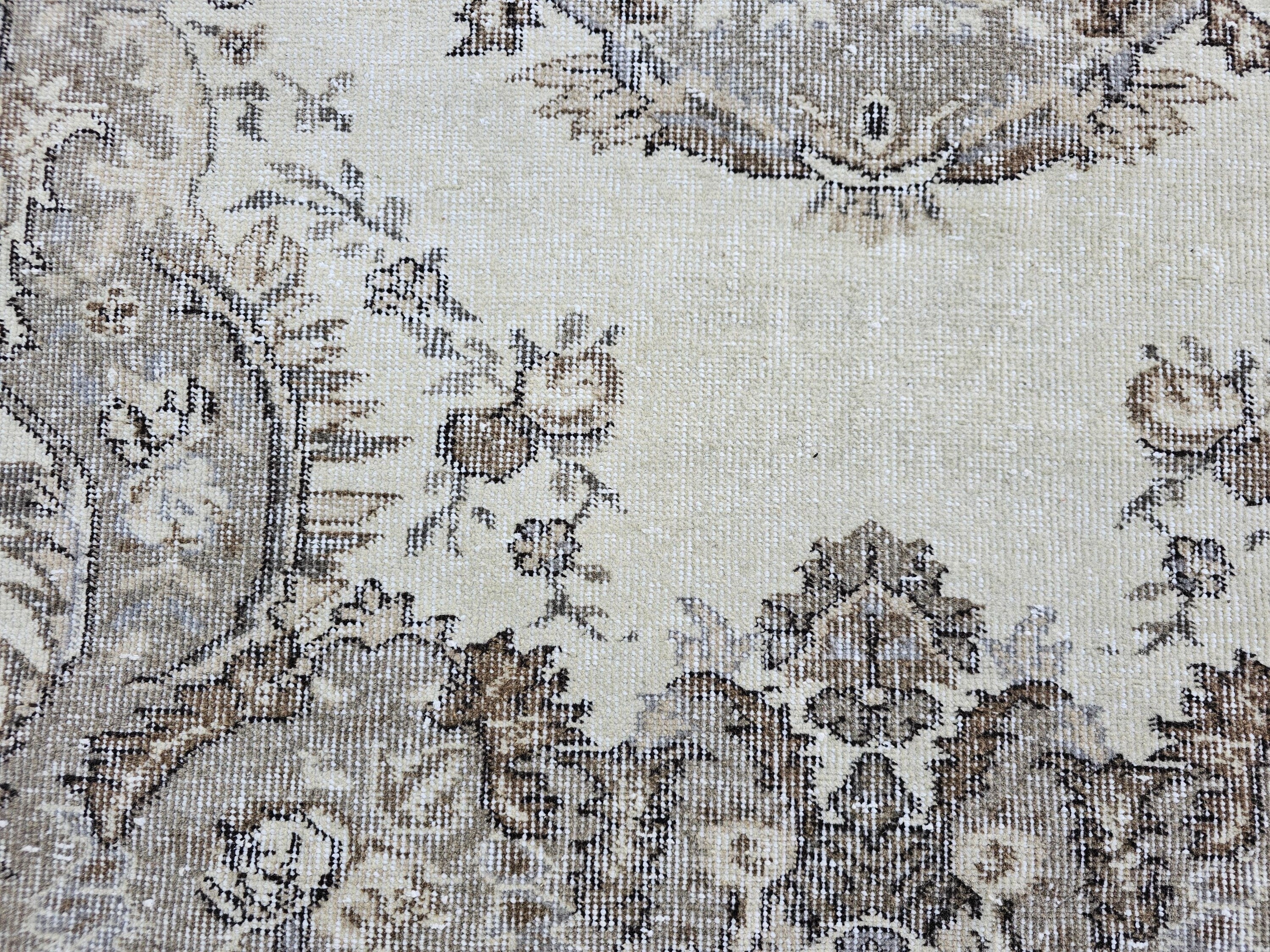 Vintage Oushak Rug 4x7: Hand-Knotted Turkish Wool Rug