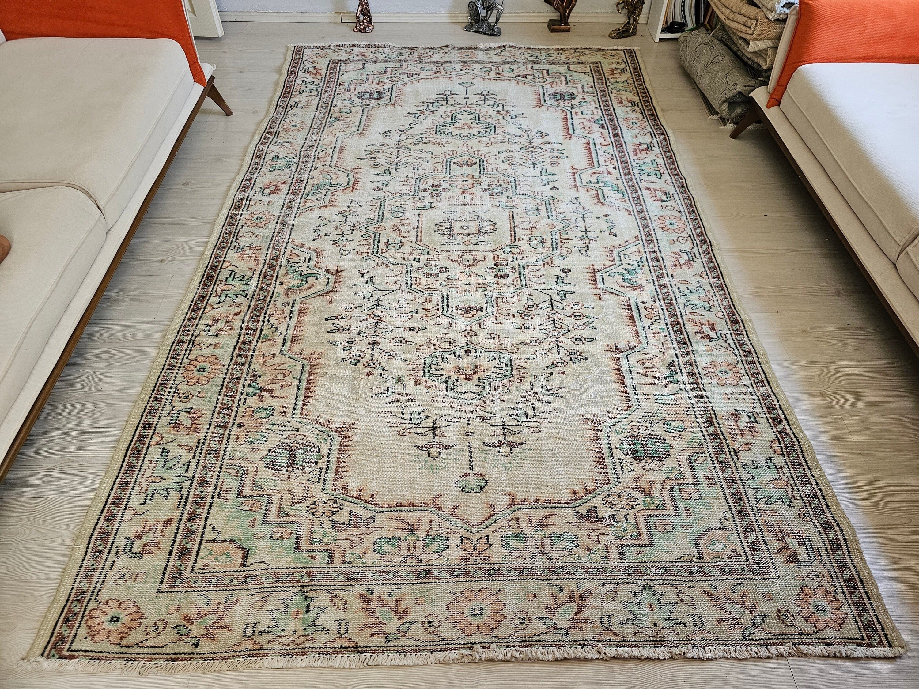 6x9 Antique Turkish Wool Rug: Handmade Geometric Carpet