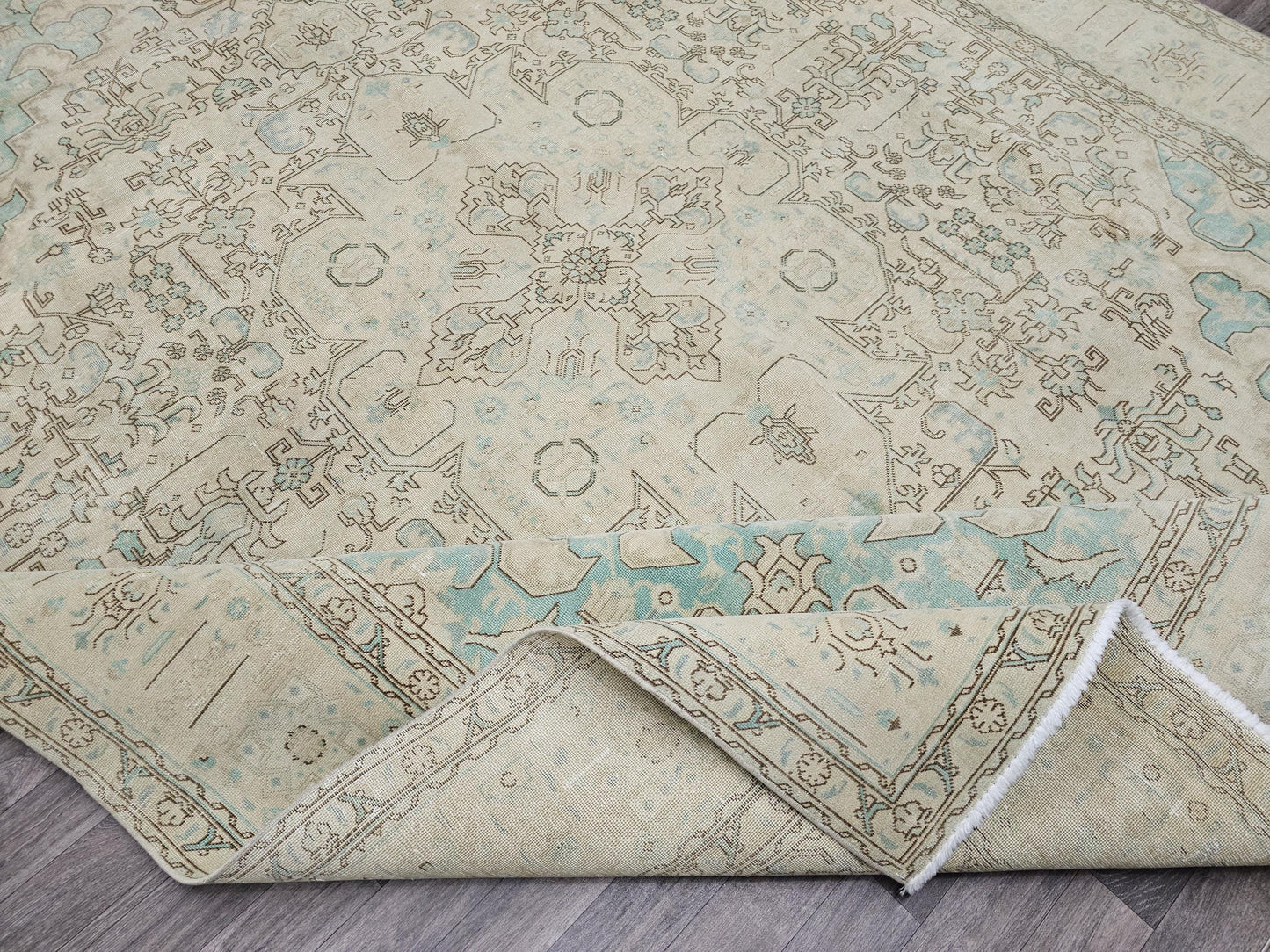 Oversized 9x12 Wool Turkish Rug: Vintage Oushak Heriz Design