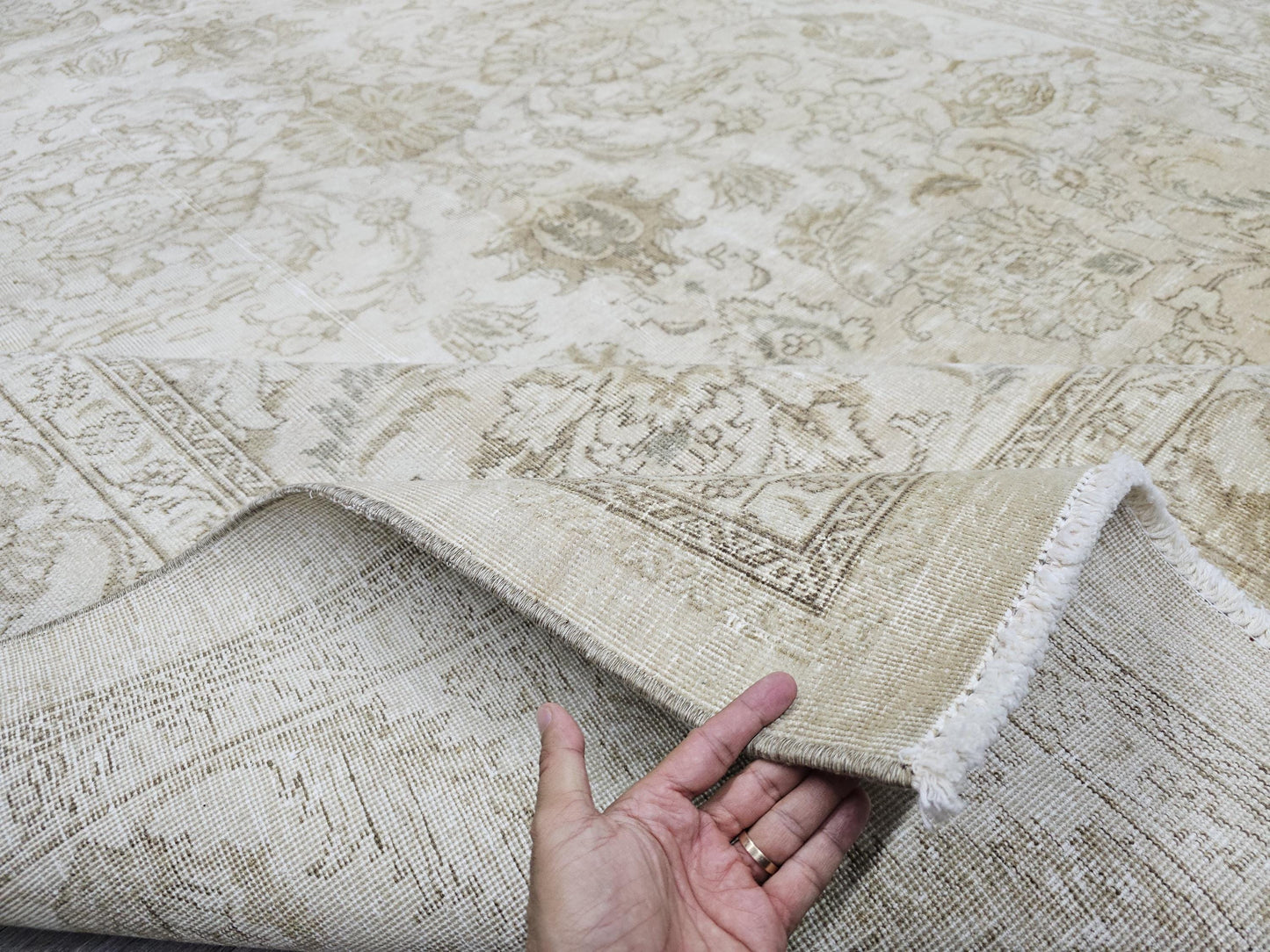 9x12 Vintage Turkish Oushak Rug: Hand-Knotted Wool Anatolian Carpet