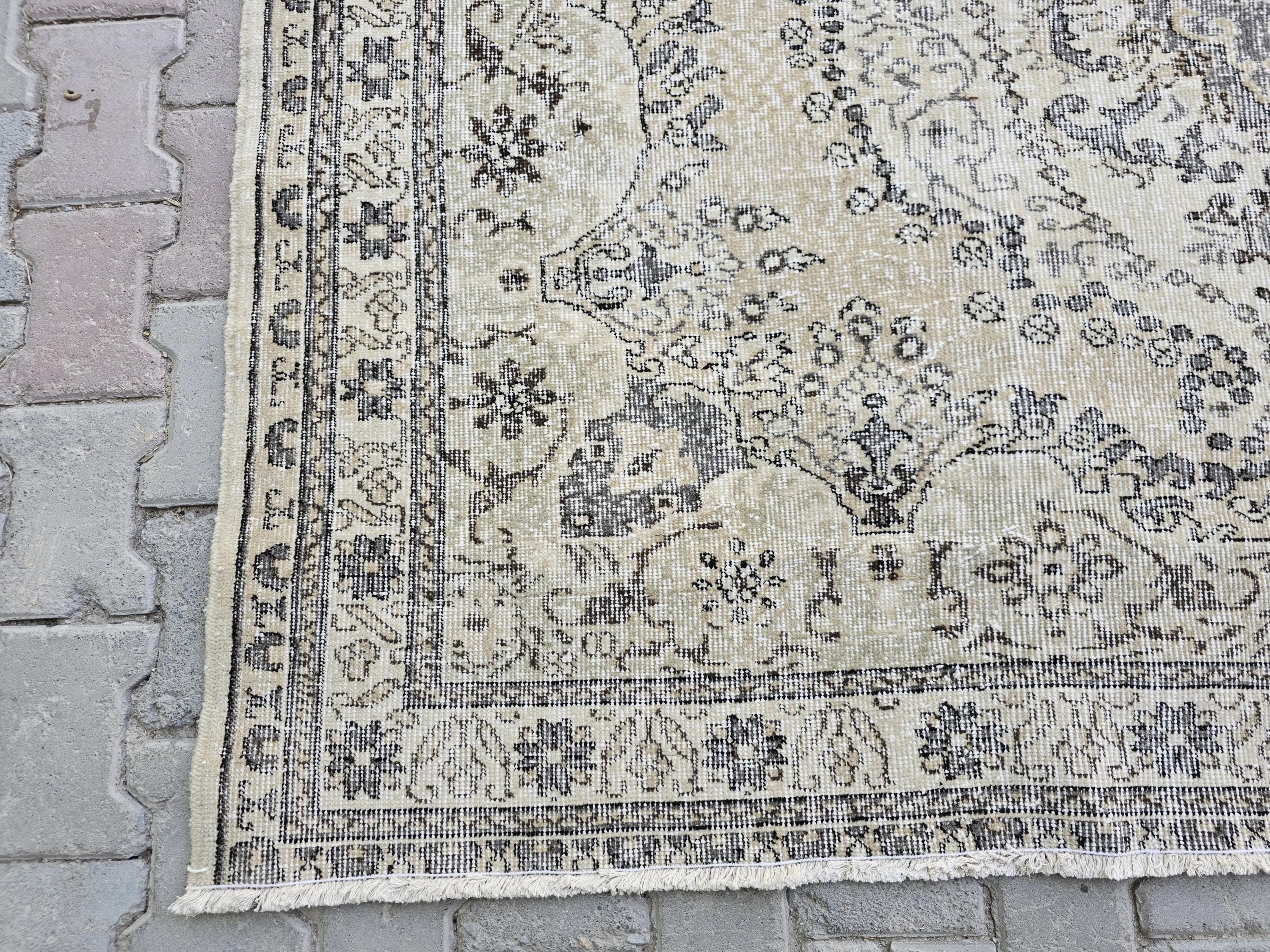 Vintage Turkish Oushak Rug 6x9: Hand-Knotted Wool, Neutral Bohemian Carpet