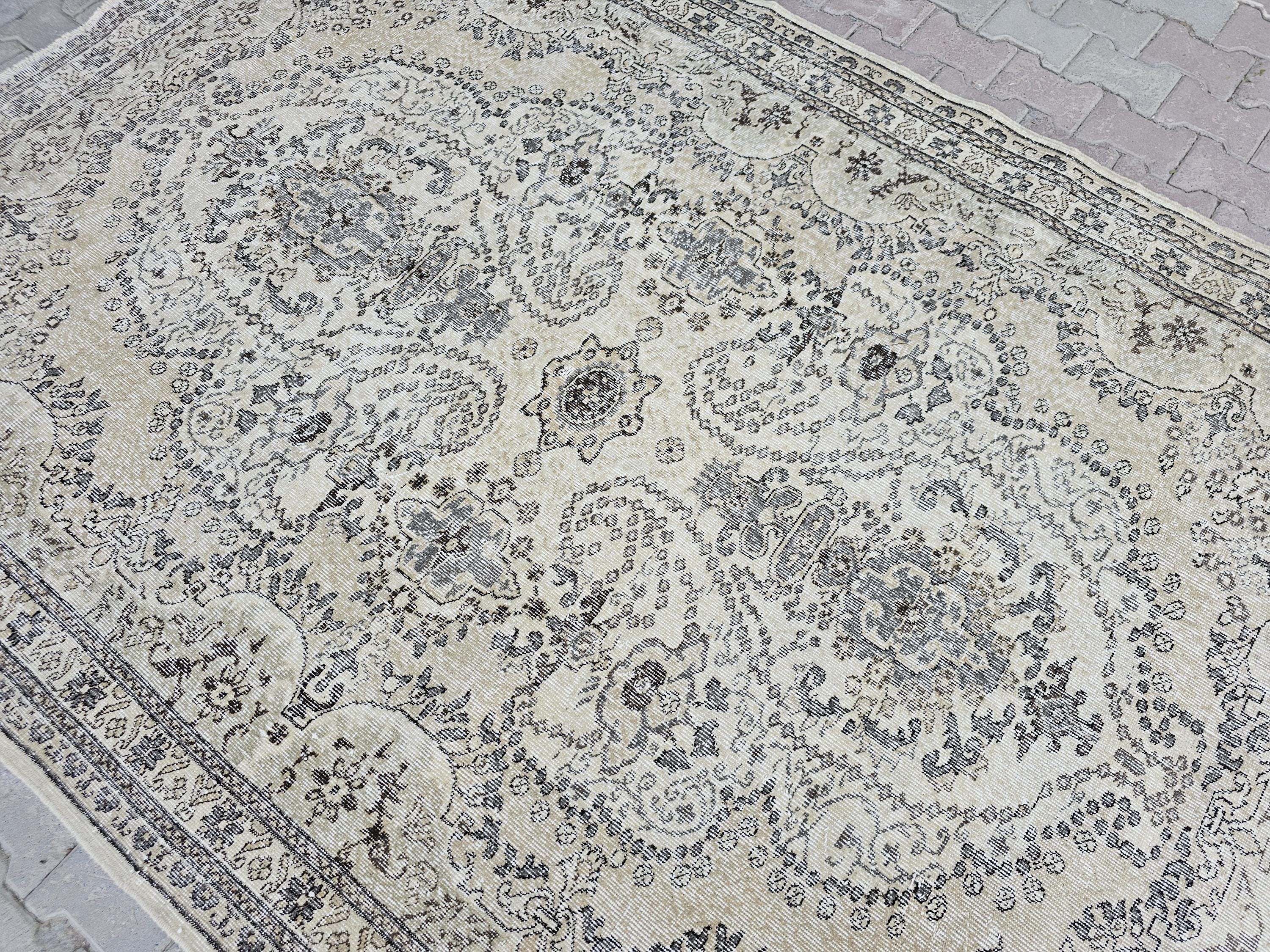Vintage Turkish Oushak Rug 6x9: Hand-Knotted Wool, Neutral Bohemian Carpet