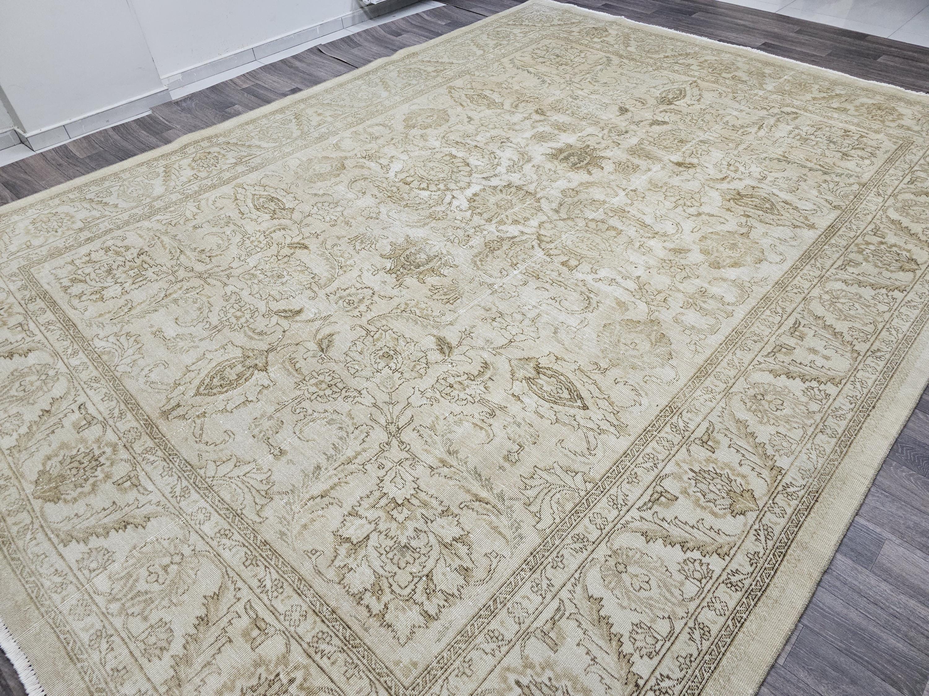 9x12 Hand-Knotted Oushak Rug: Vintage Turkish Wool Carpet
