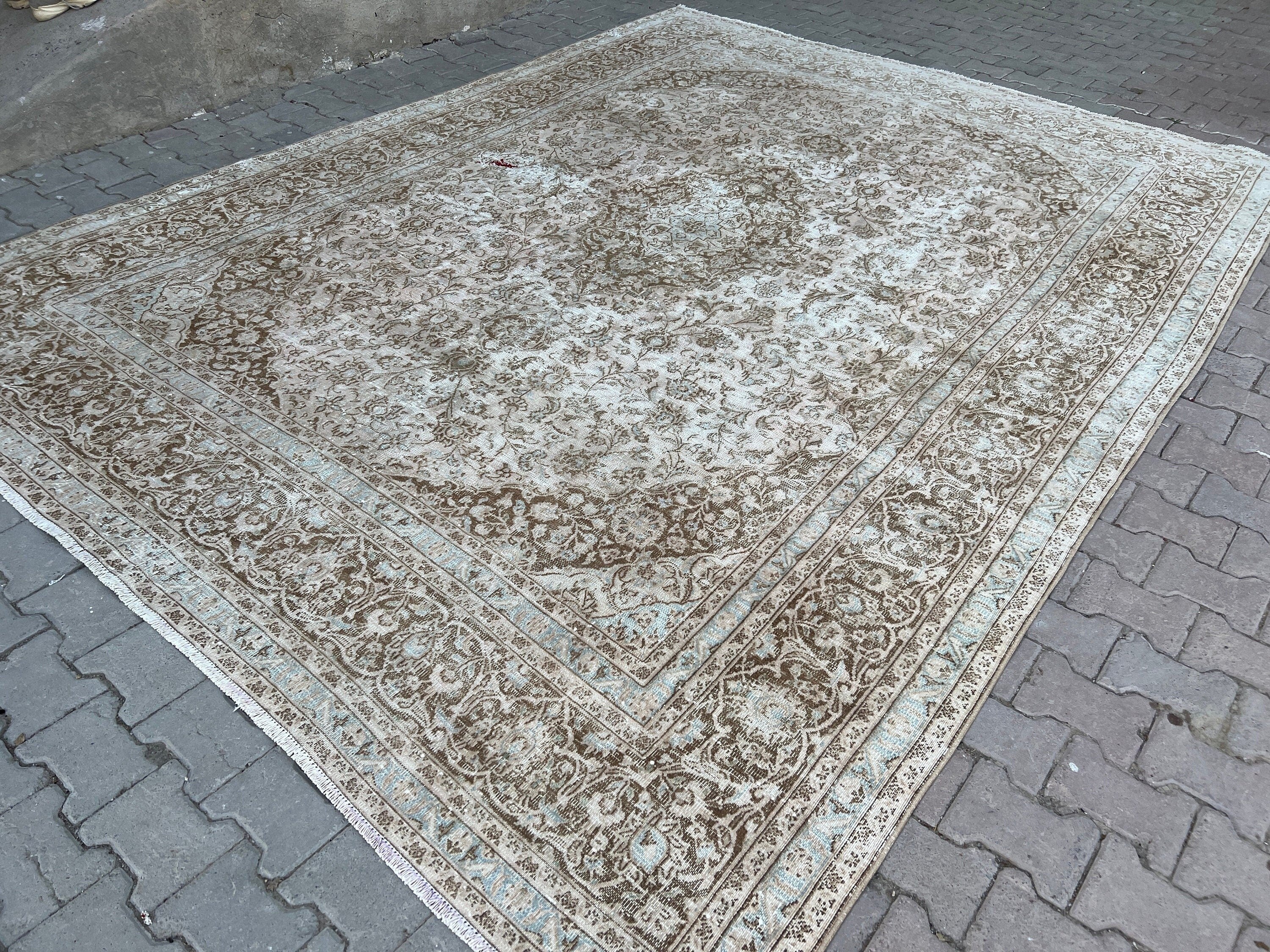 9x12 Wool Oushak Rug: Extra Large Handmade Oriental Carpet
