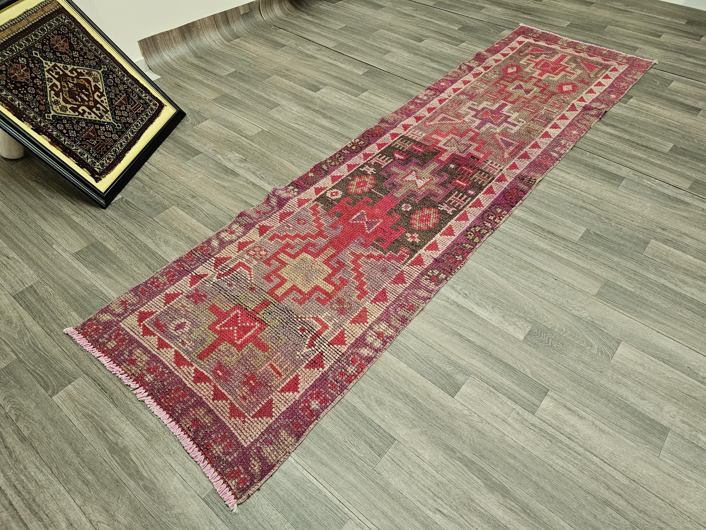 Hand Knotted Wool Herki Runner Rug: Vintage Oriental Aisle Rug (2.60x9.70 feet)
