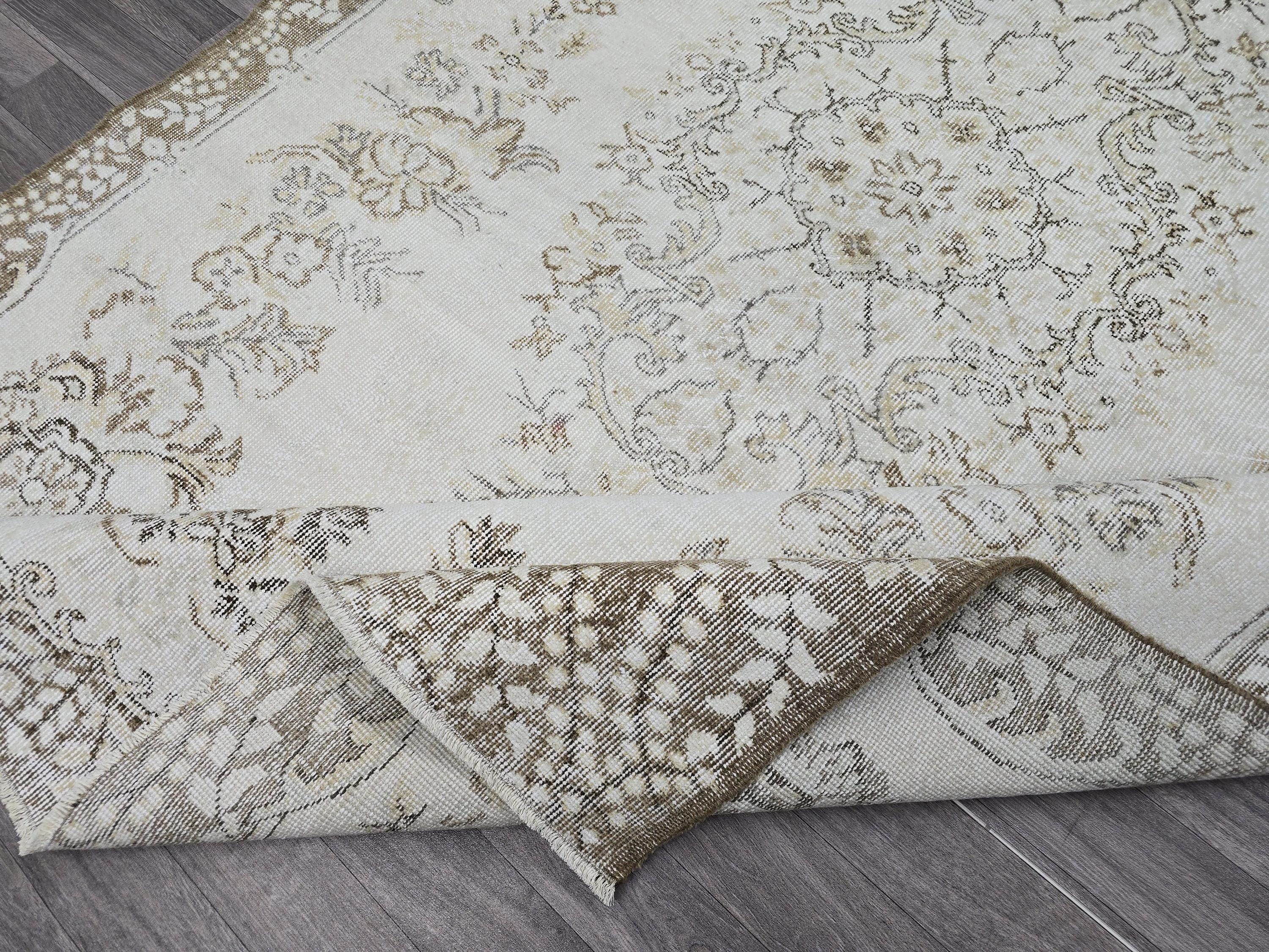 6x9 Feet Vintage Turkish Oushak Area Rug | Neutral Handmade Wool Carpet