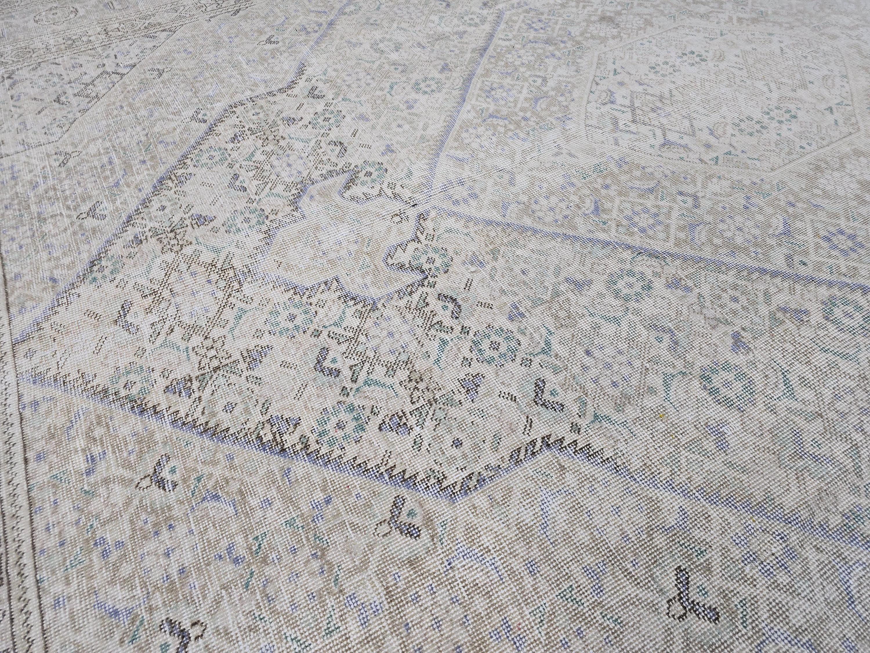 Hand Knotted Wool Oushak Rug: 9x13 Vintage Turkish Area Rug