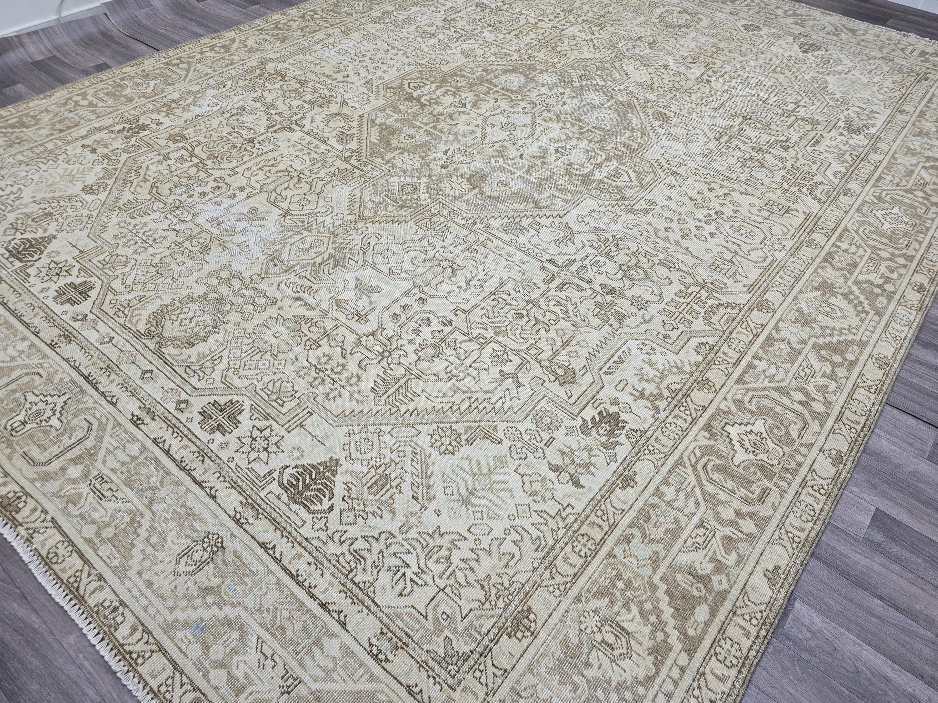 Oversize Vintage Oushak Rug (9.3x12.45 ft): Neutral Beige Turkish Hand-Knotted Wool Carpet