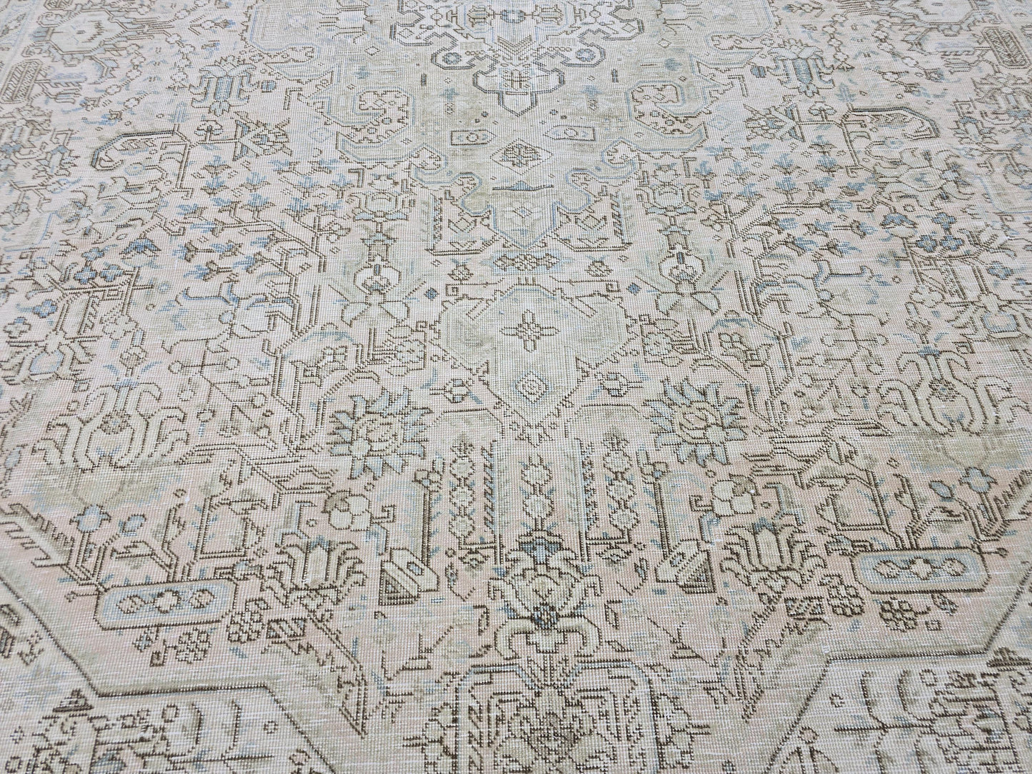 Vintage Turkish Oushak Rug 9.5x12 Large Neutral Area Rug | Beige Gray Geometric Living Room Rug | Distressed Low Pile Oriental Carpet