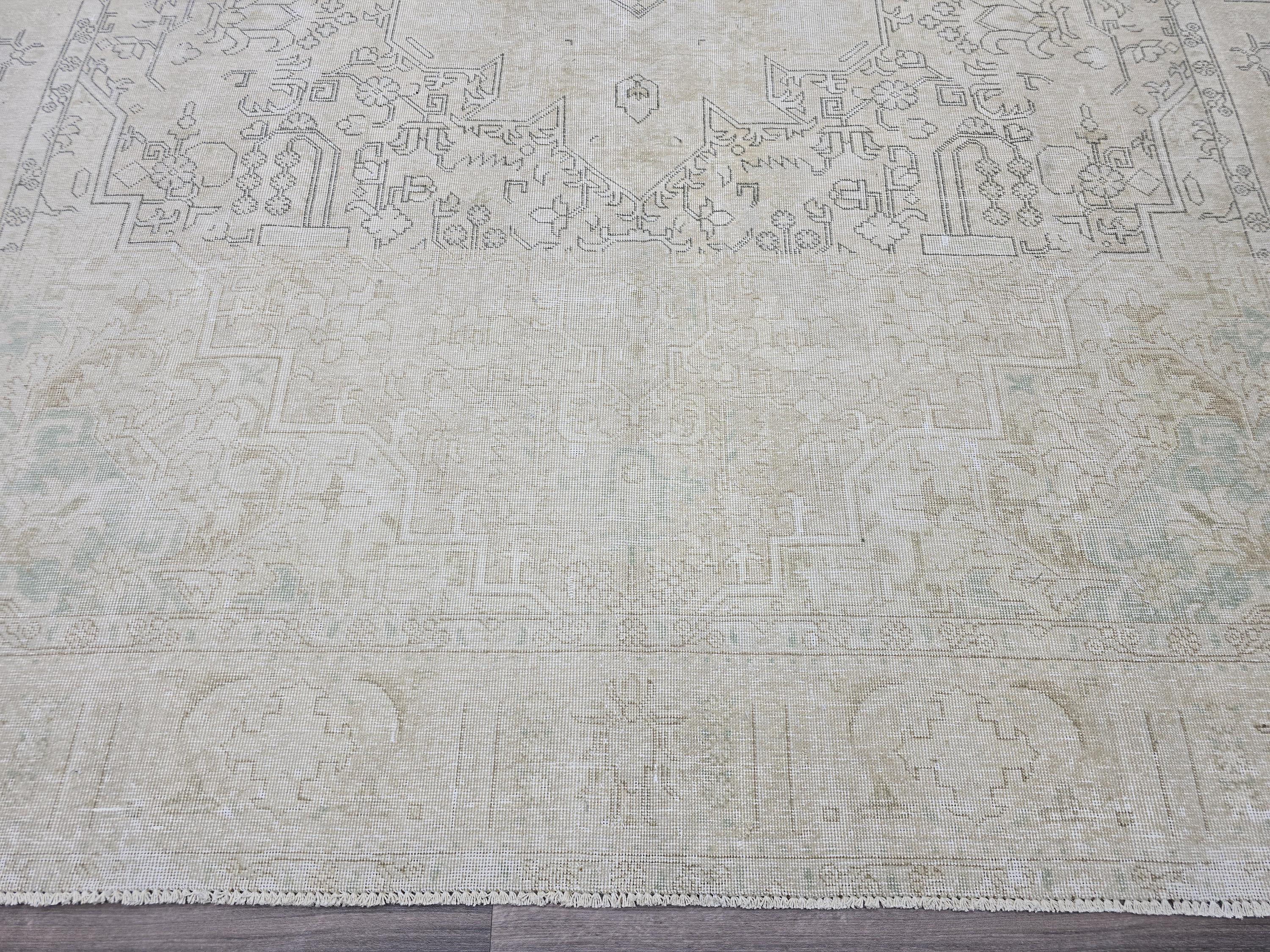 Oversized Oushak Rug 9x12: Hand-Knotted Neutral Vintage Area Rug