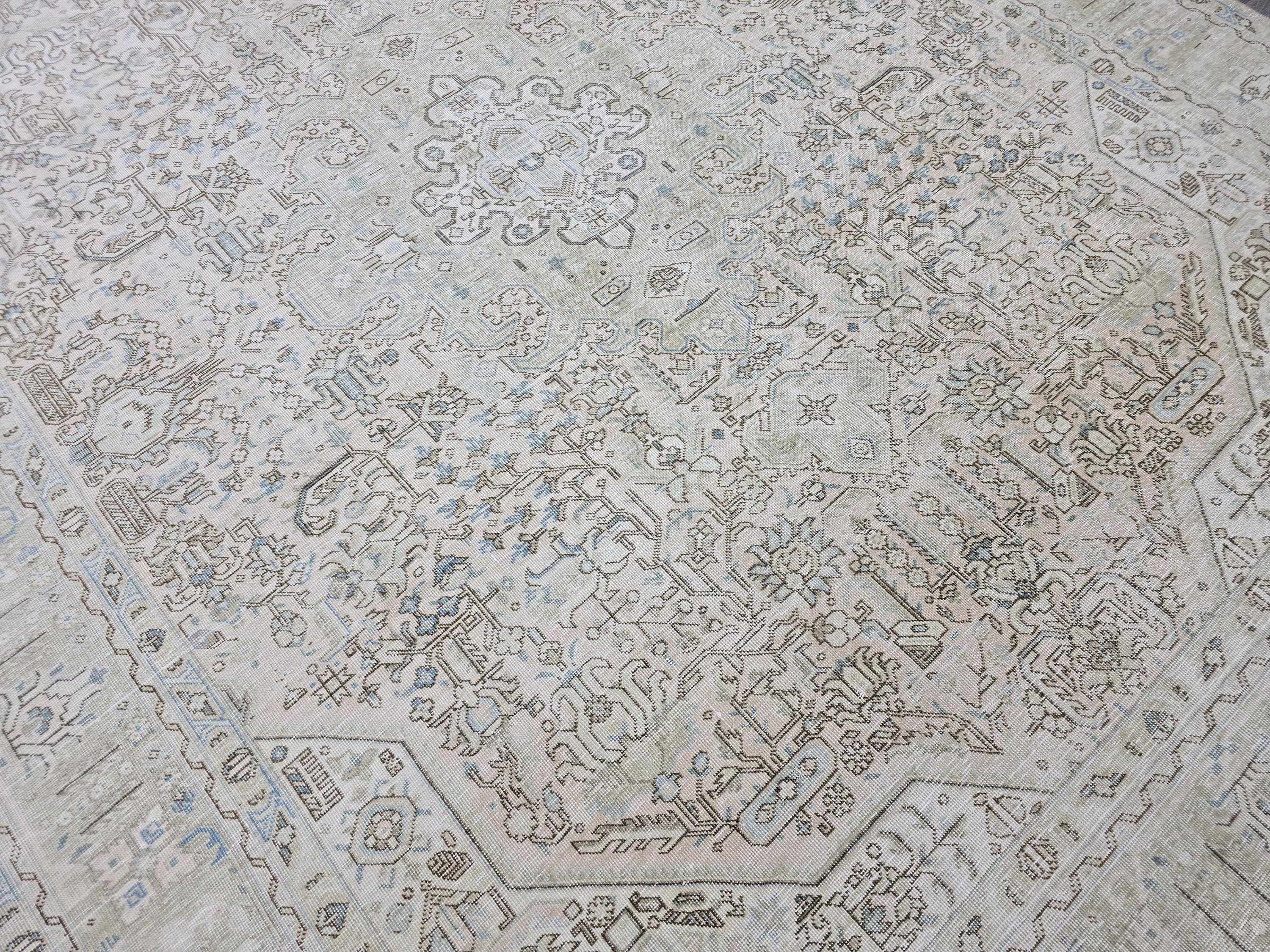 Vintage Turkish Oushak Rug: Large Beige Gray Medallion Carpet (9.5x12)