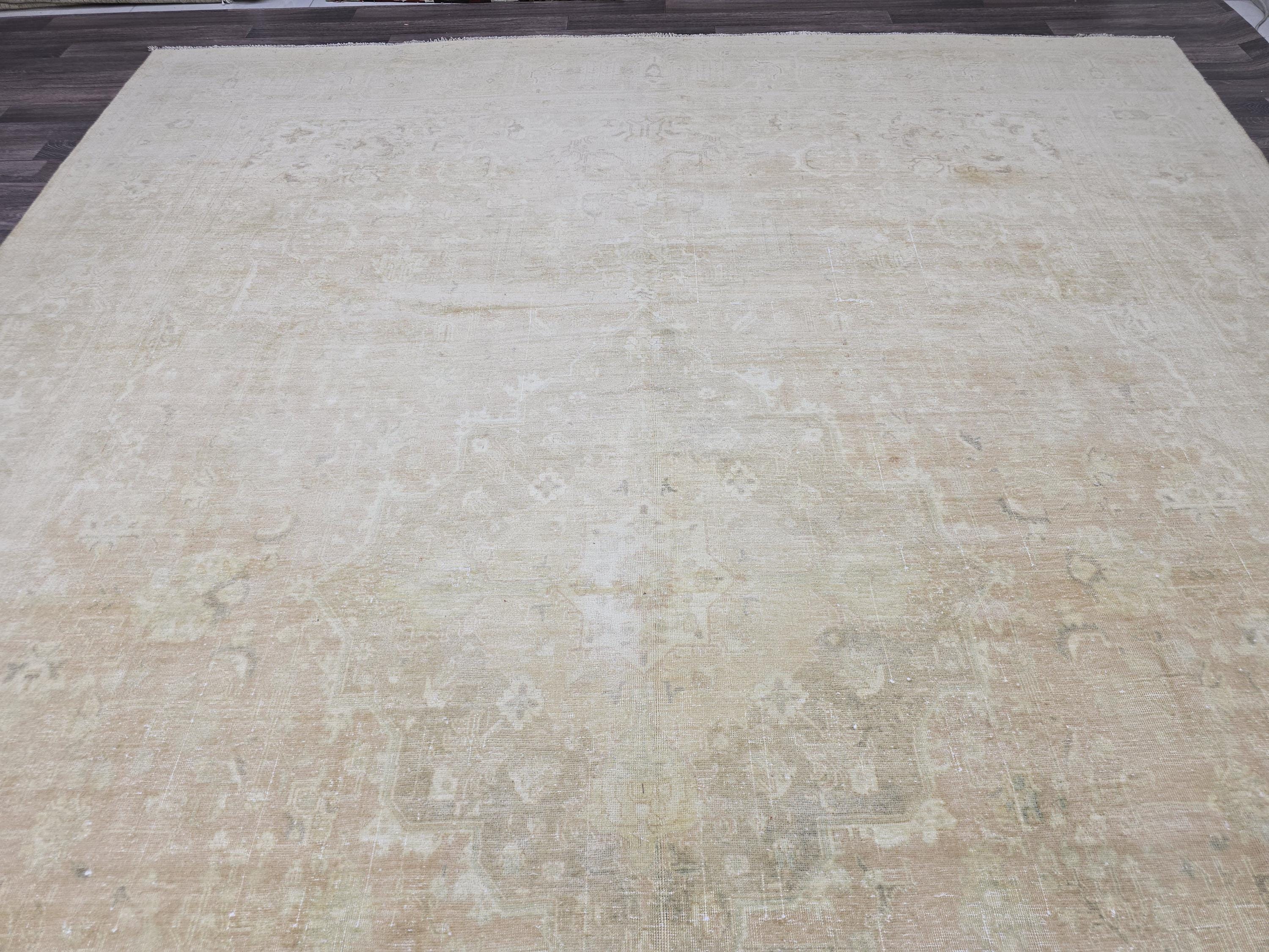 Large Vintage Oushak Rug: 10x12 Handwoven Wool Turkish Carpet