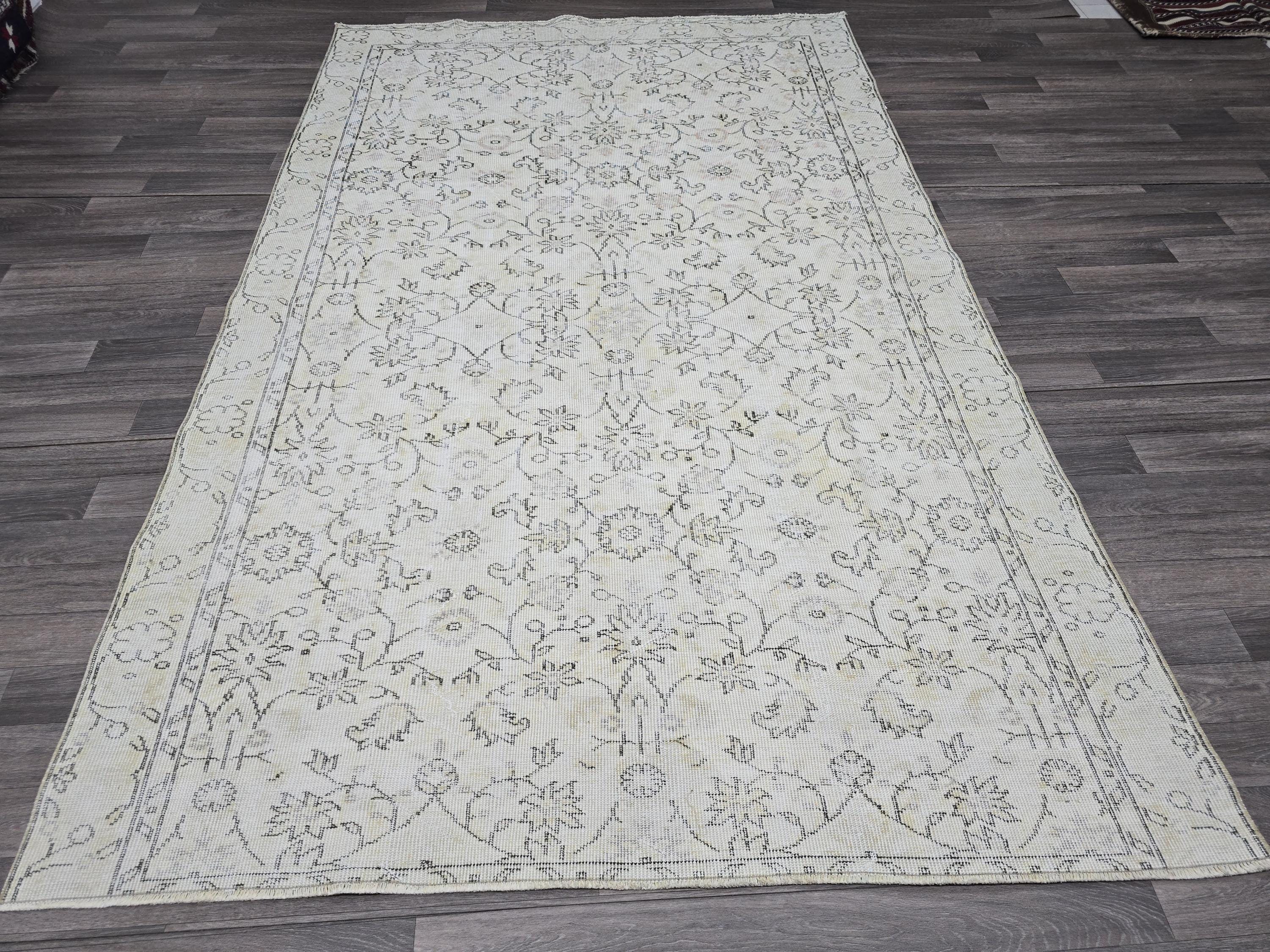 6x9 Vintage Distressed Persian Area Rug with Faded Floral Pattern in Cream and Gray
