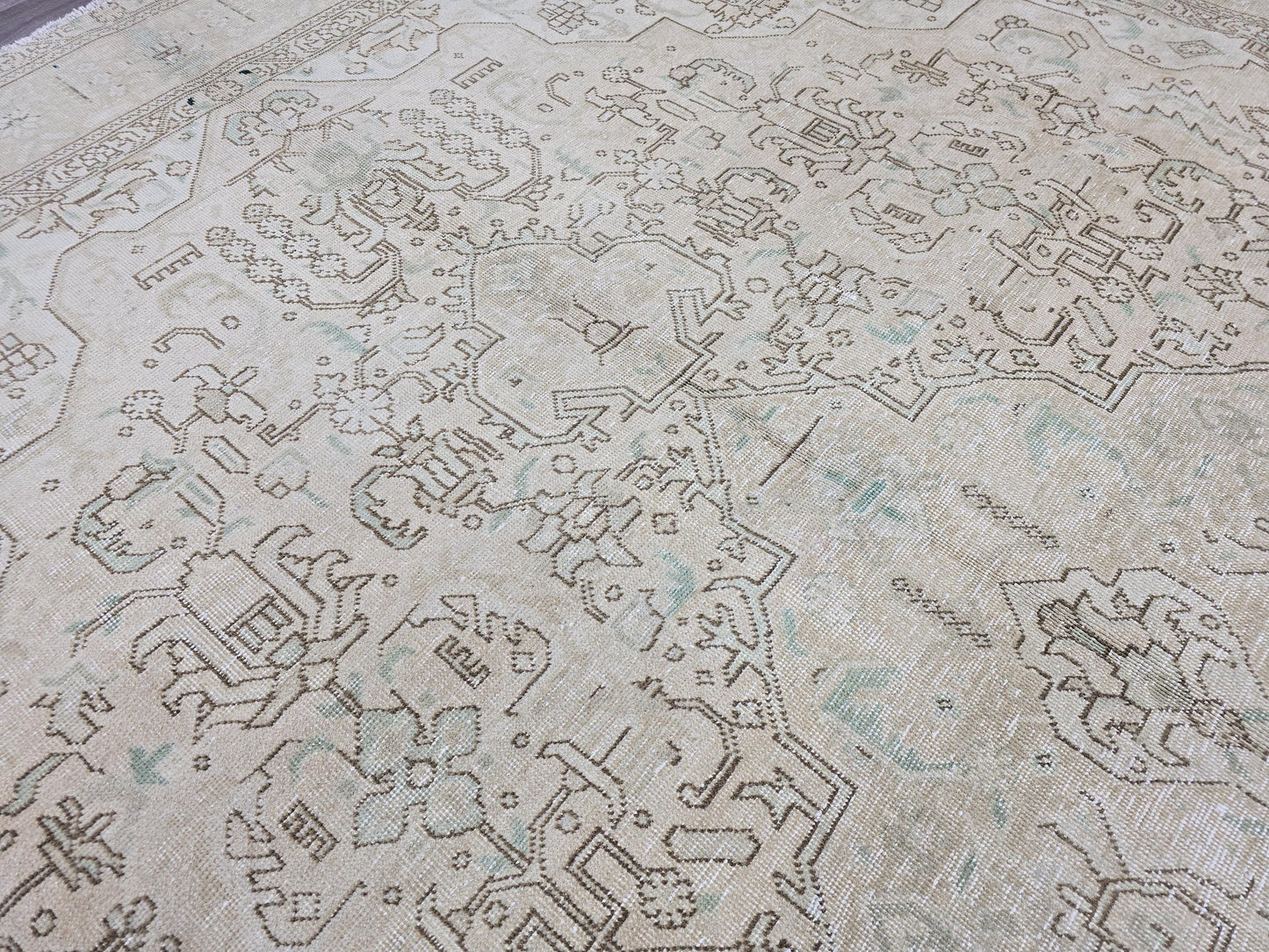 9x12 Vintage Heriz Rug: Neutral Oriental Wool, Large Area Rug