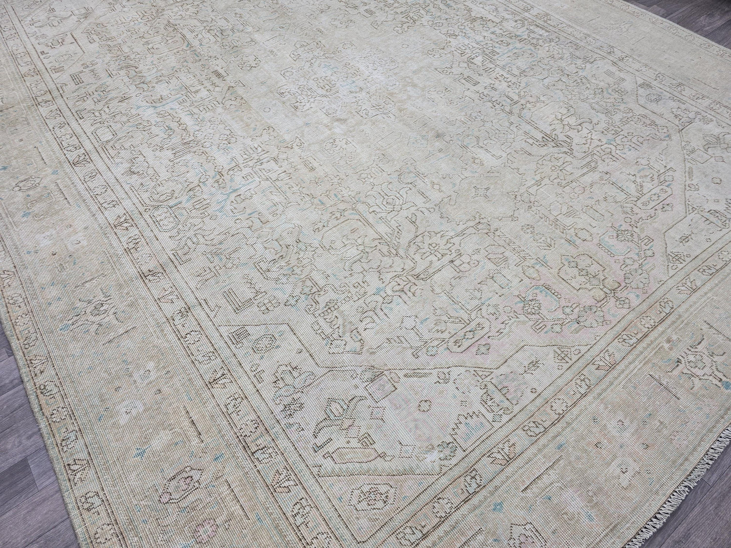Classic Vintage Neutral Turkish Area Rug //9.60x11.75 feet