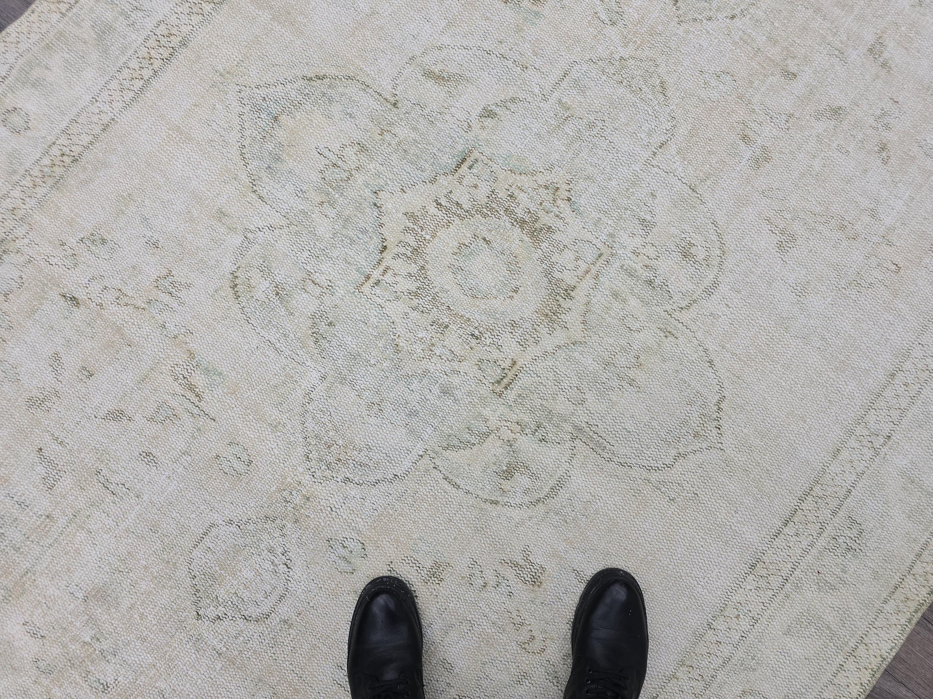 6x10 Vintage Oushak Rug: Hand-Knotted Wool Persian Cream Carpet