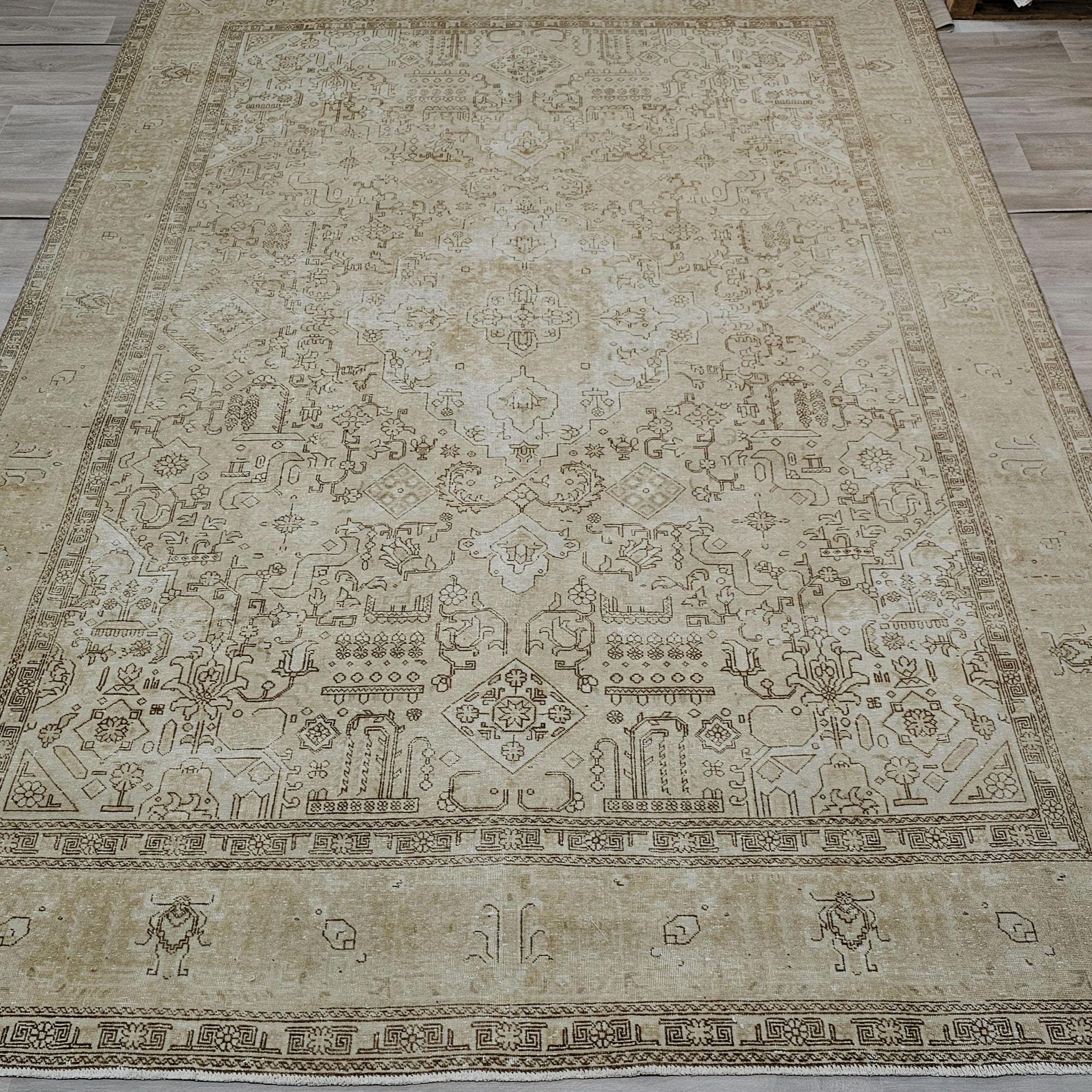 9x13 Vintage Handwoven Wool Oushak Rug: Neutral Beige Carpet