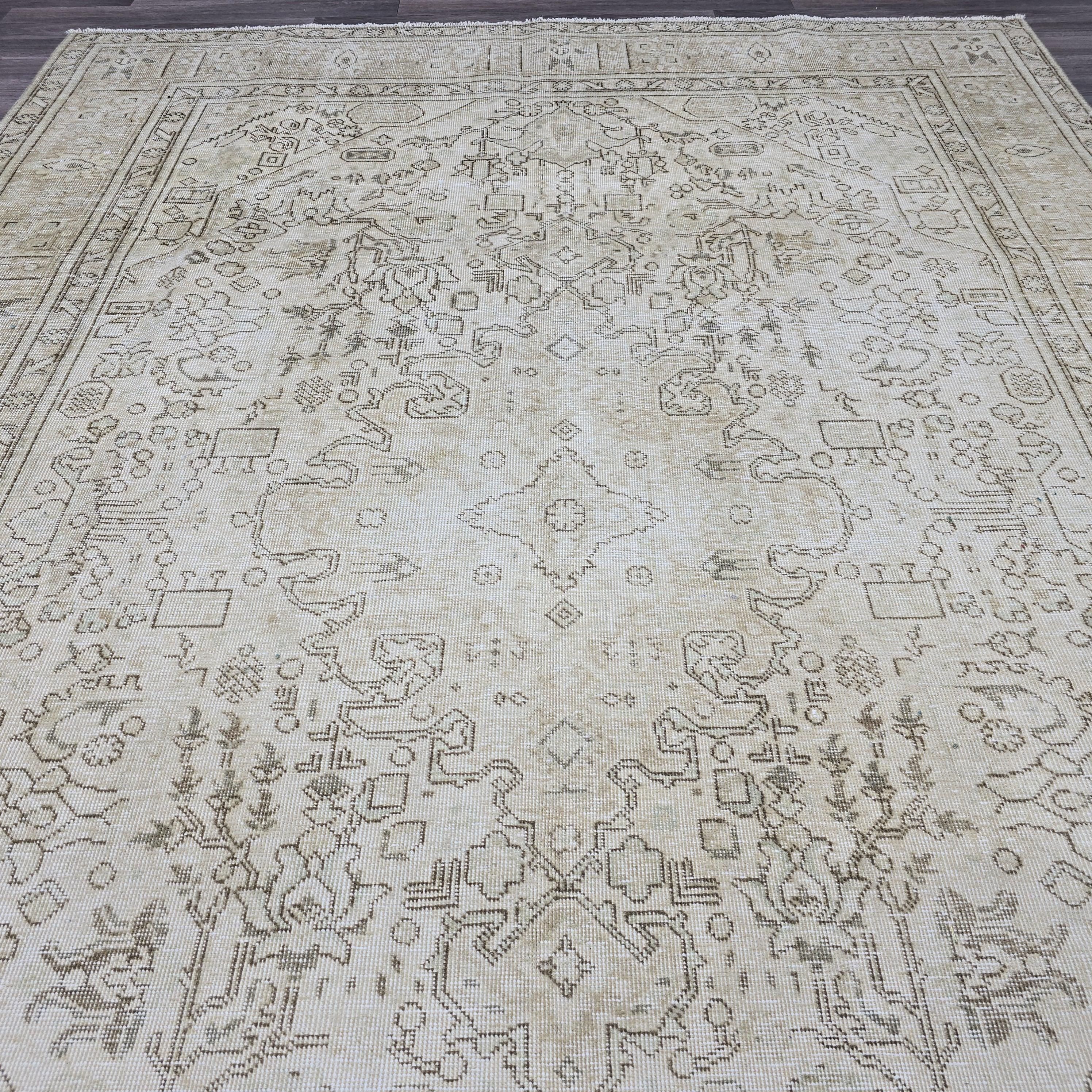 8x10.65 feet Neutral Turkish Vintage Area Rug - Oushak Rug 8x10 - Distressed Wool Rug - Persian Geometric rug 8x10