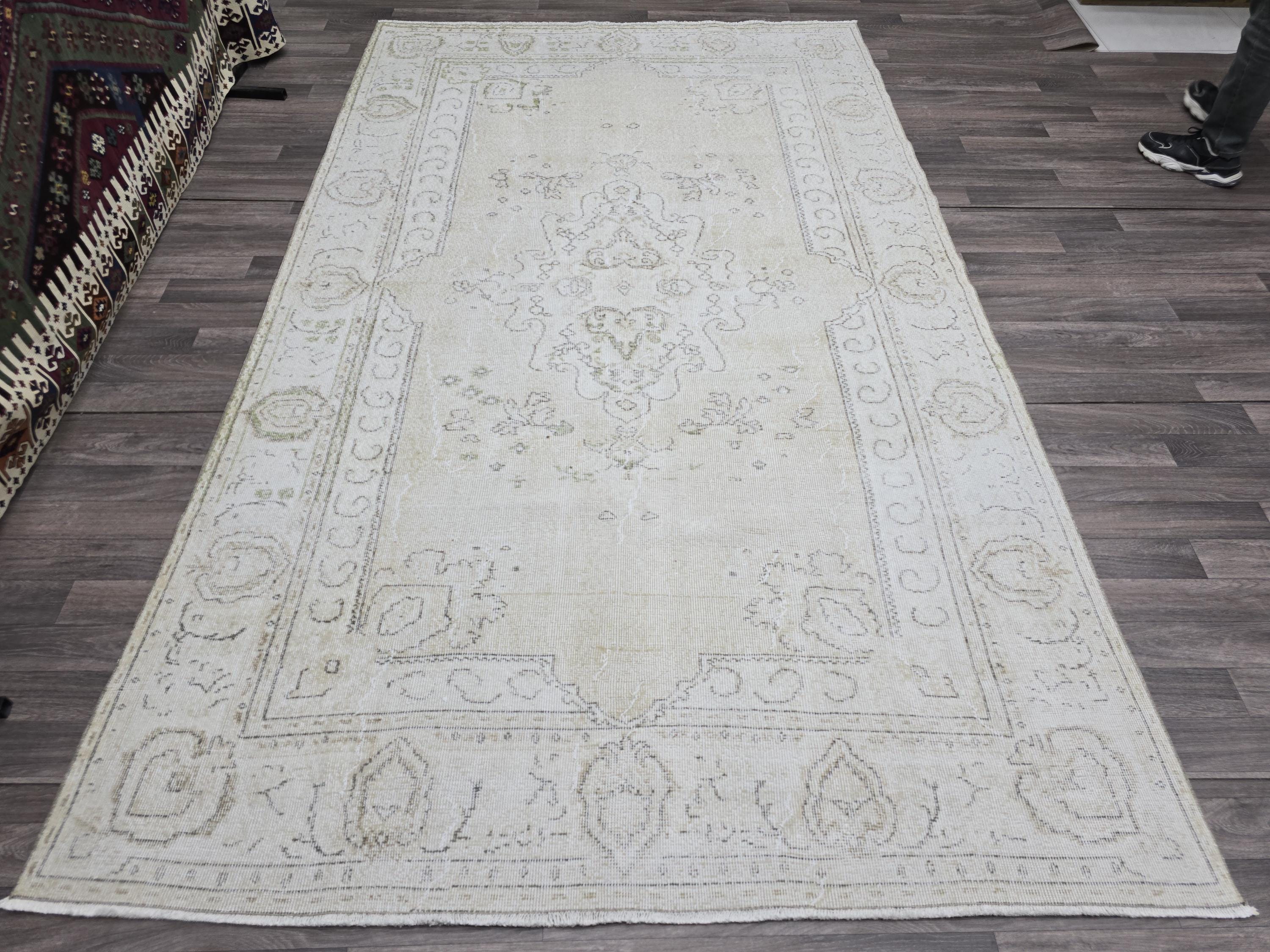 Vintage Oushak Rug 6x10: Handknotted Wool Turkish Carpet