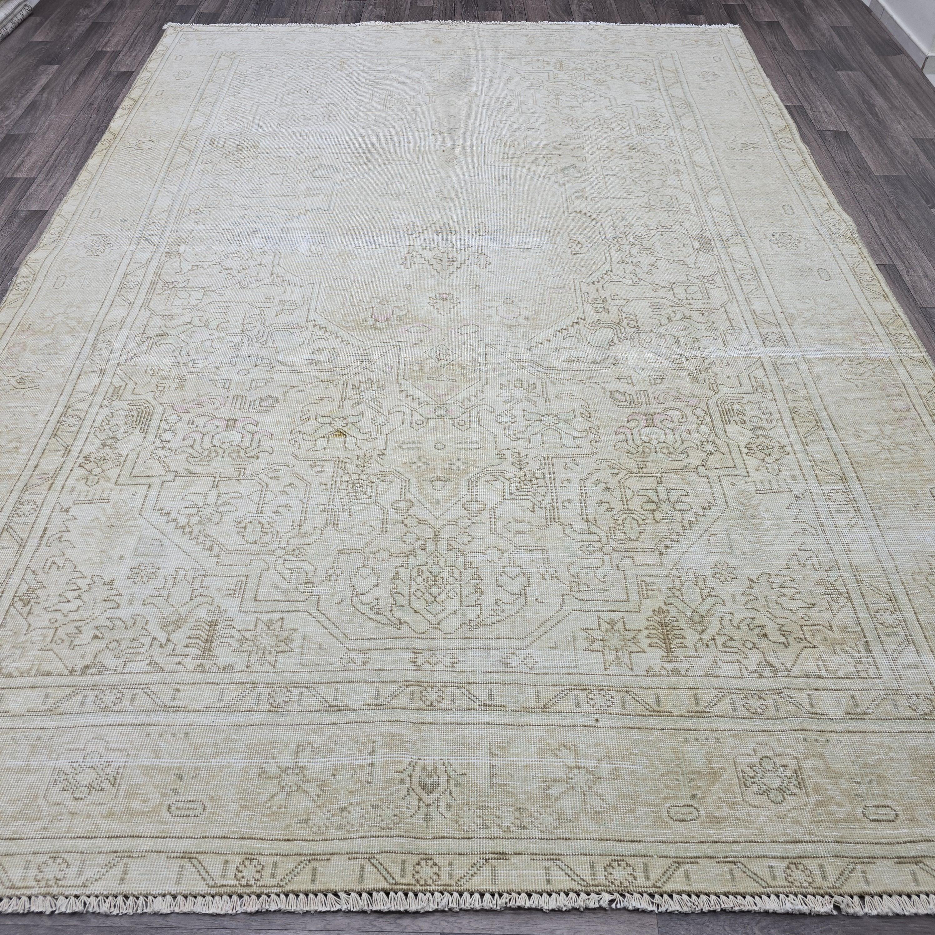 Hand Knotted 8x11 Oushak Rug: Vintage Turkish Wool, Beige Brown Geometric